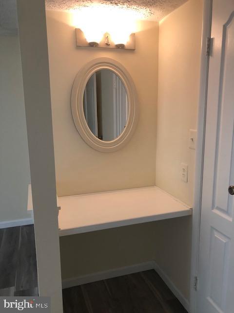 CHESTERFIELD GARDEN CONDOMINIUM - Residential Lease