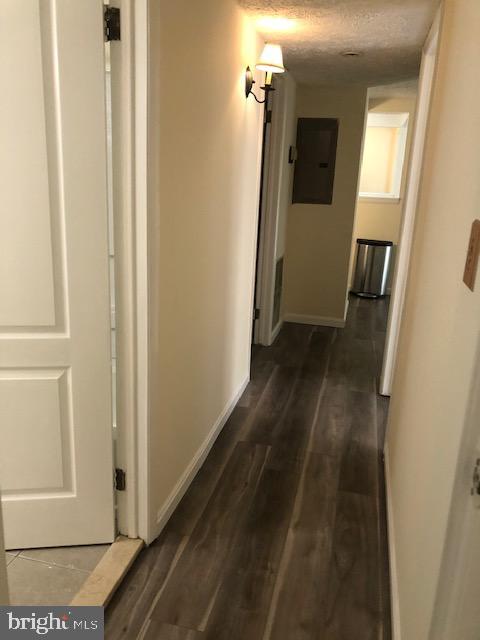 CHESTERFIELD GARDEN CONDOMINIUM - Residential Lease