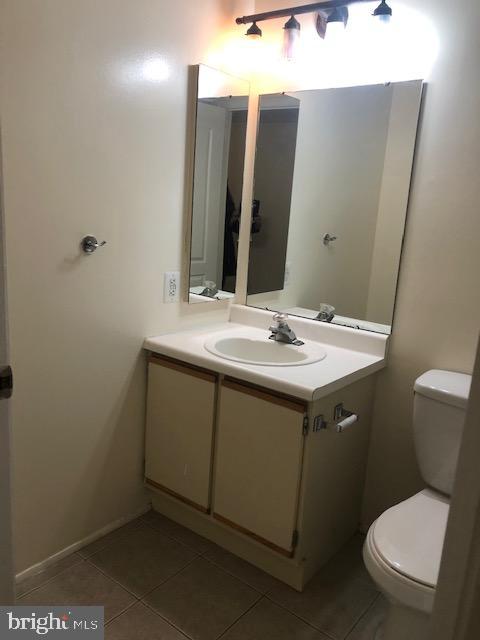 CHESTERFIELD GARDEN CONDOMINIUM - Residential Lease