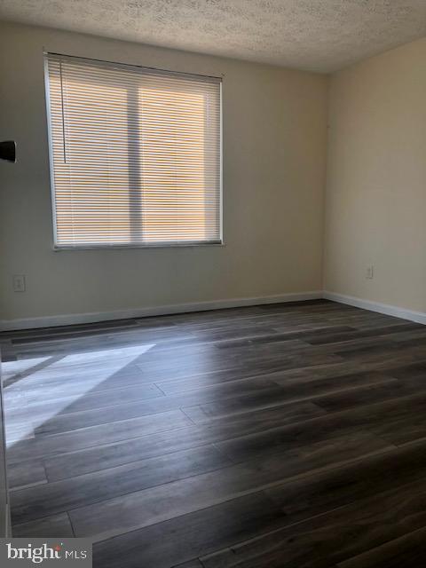 CHESTERFIELD GARDEN CONDOMINIUM - Residential Lease