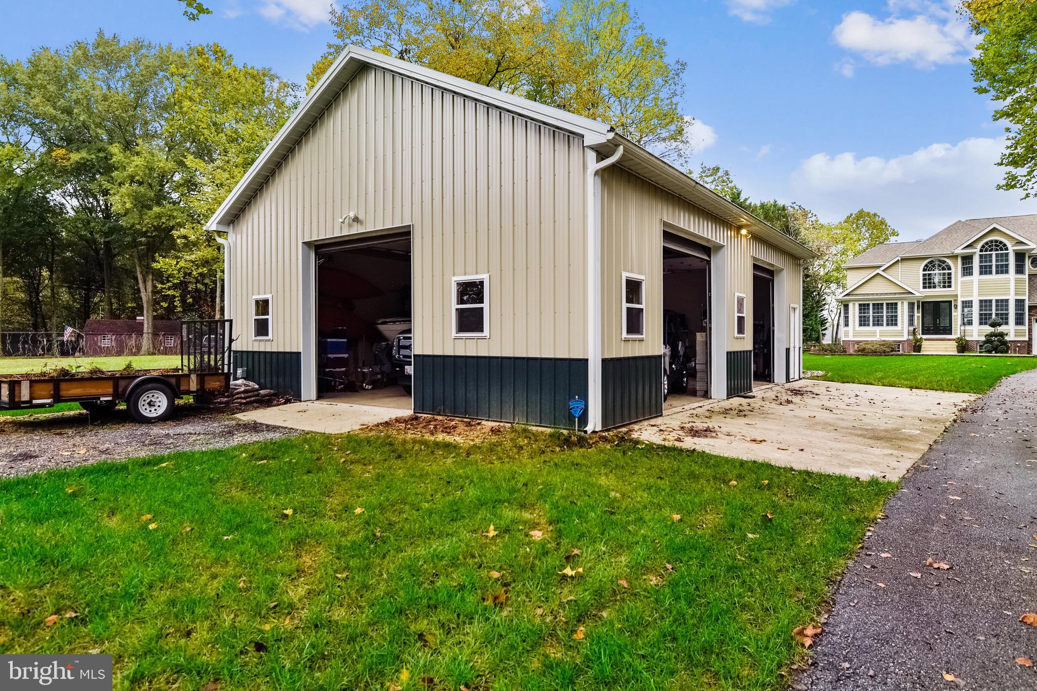 FRIENDSHIP ACRES - Residential