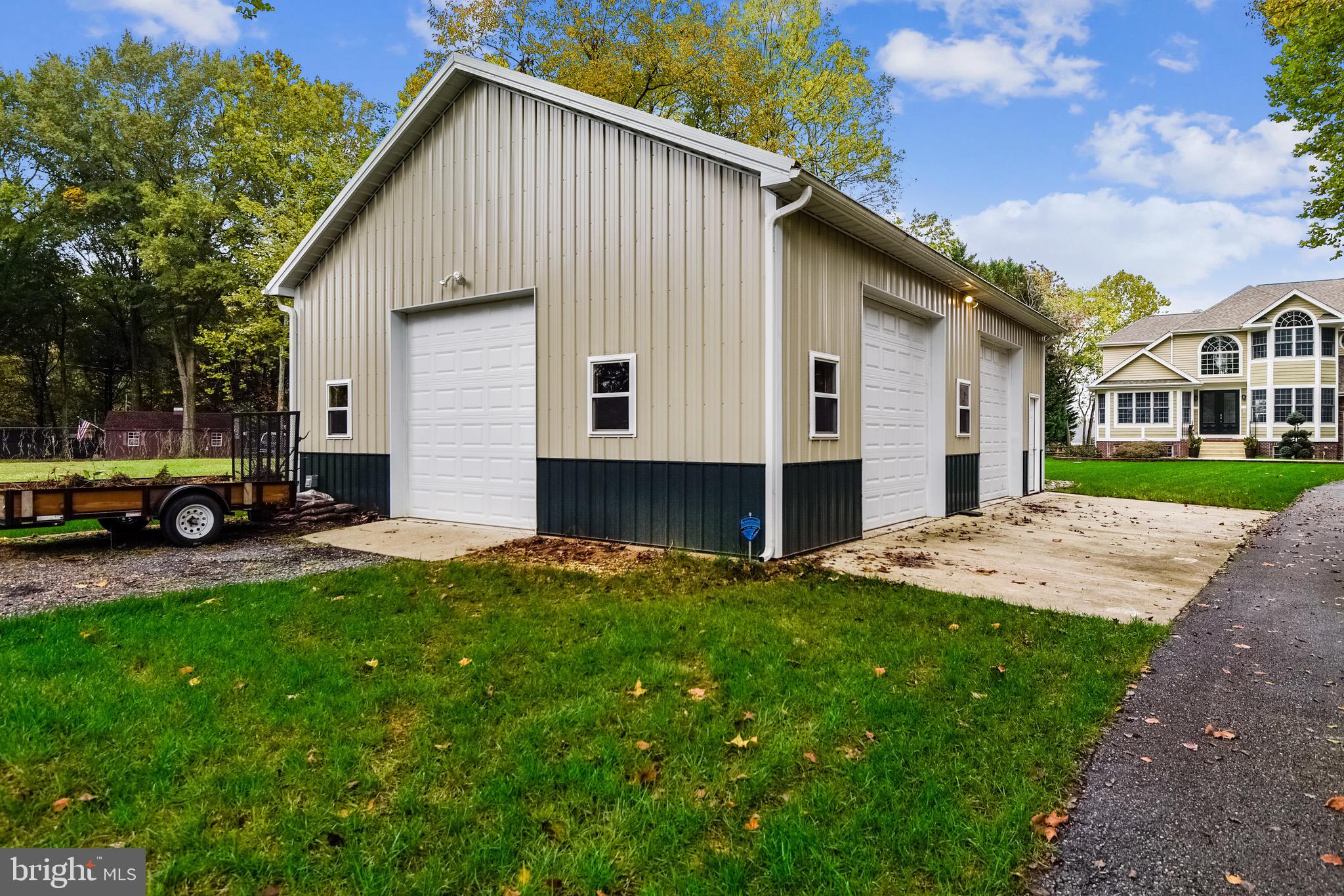 FRIENDSHIP ACRES - Residential