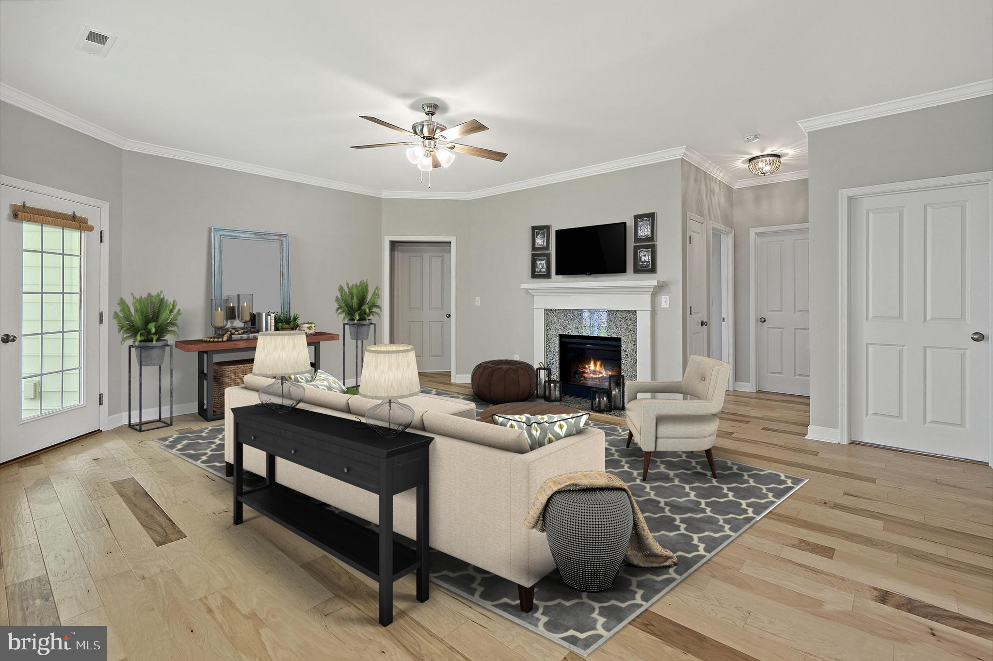 COUNTRY CLUB ESTATES - Residential