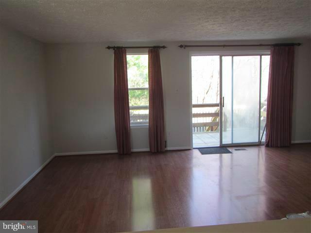 VILLA DEL REY - Residential Lease