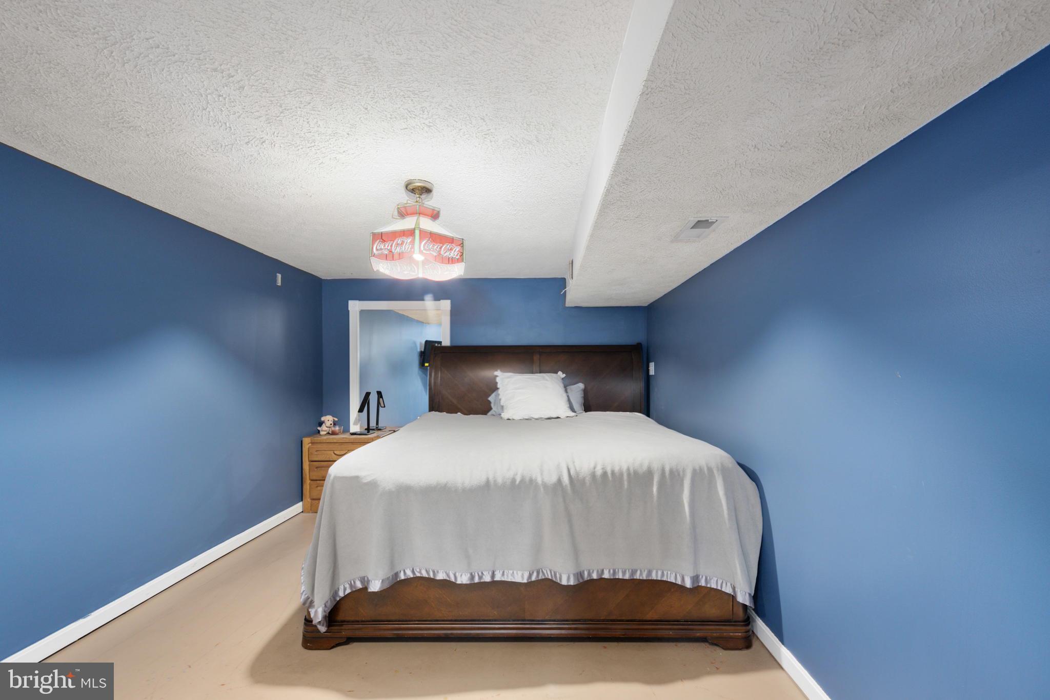 ASHLEIGH PARK - Residential