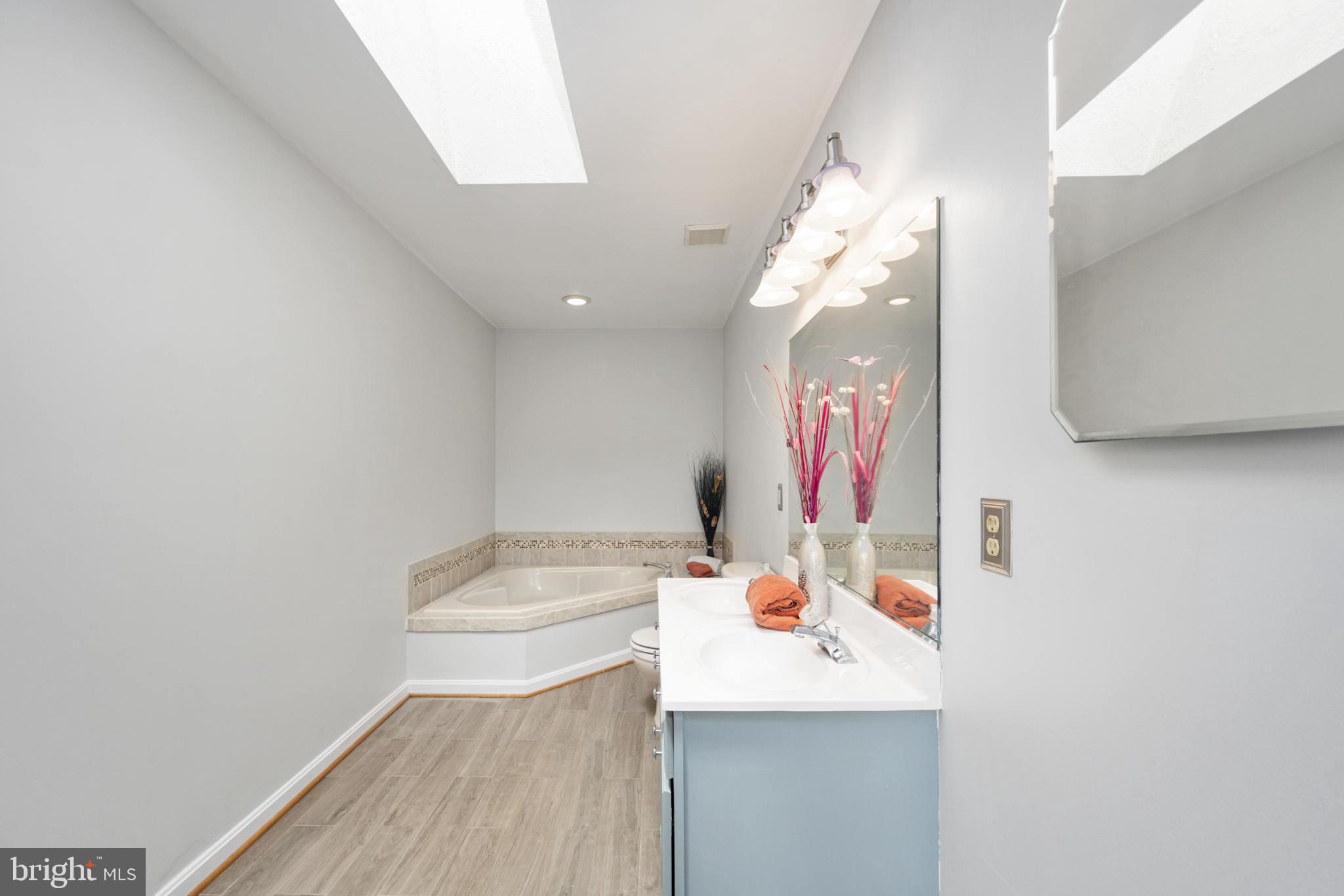 ASHLEIGH PARK - Residential