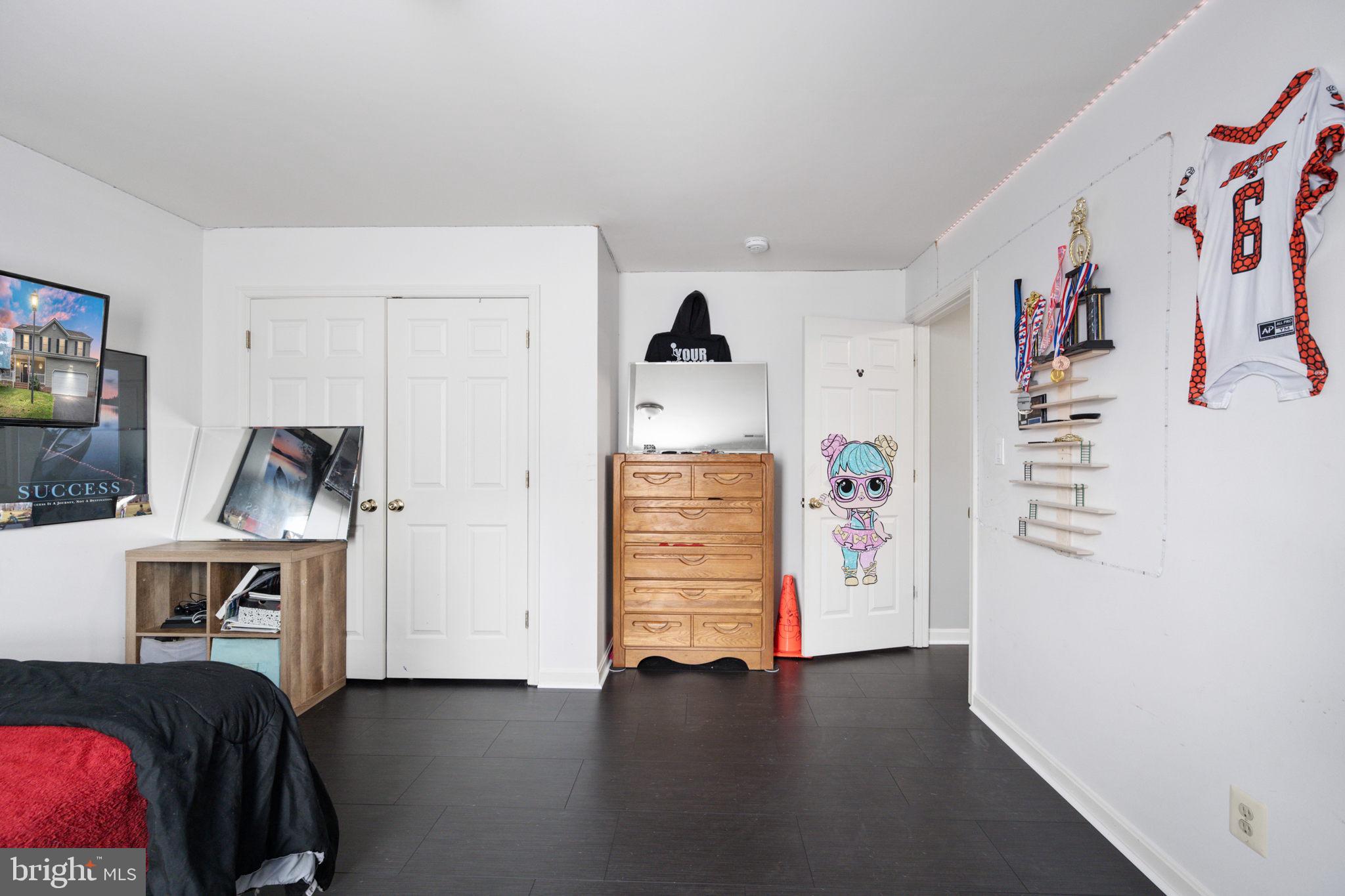 ASHLEIGH PARK - Residential