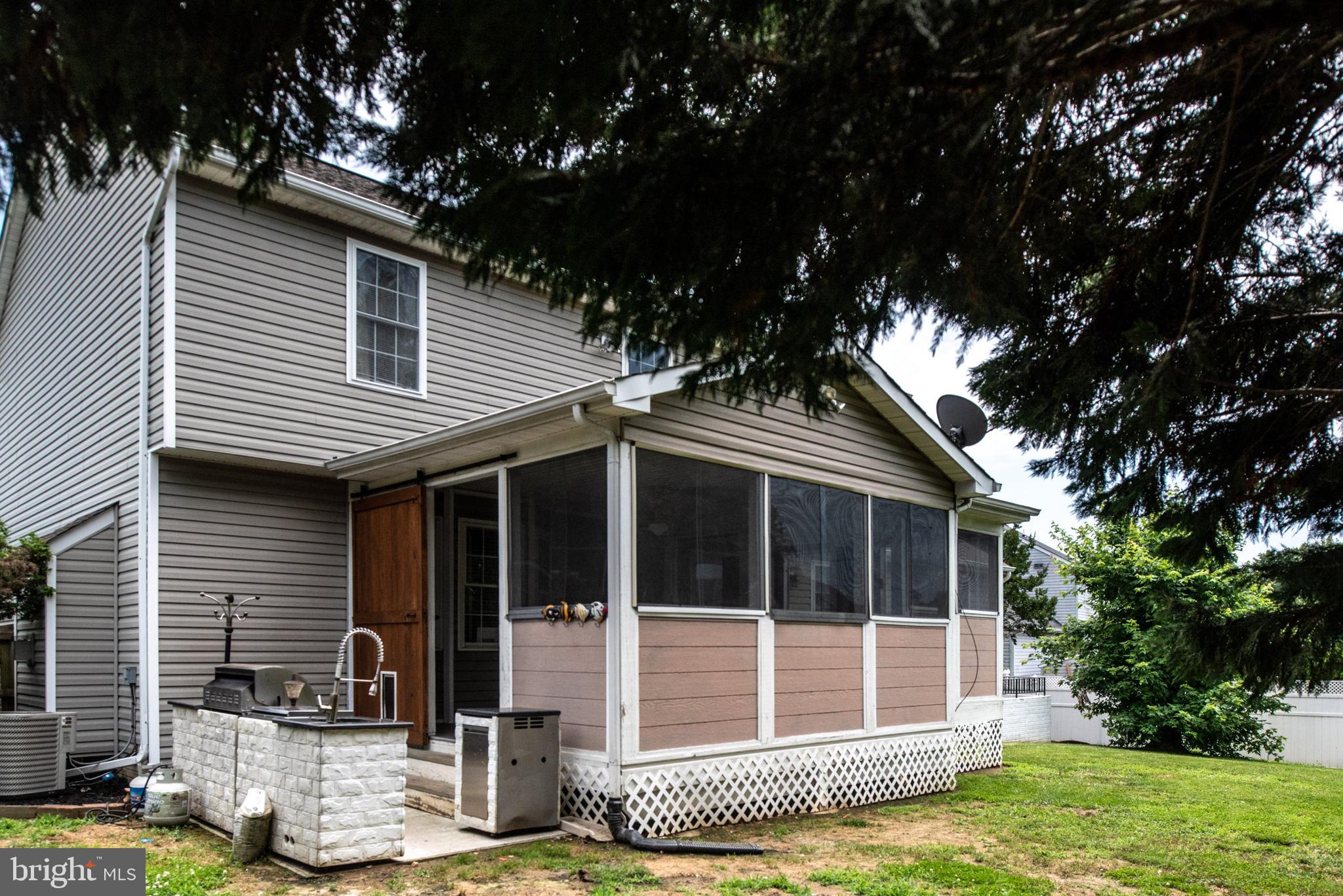 ASHLEIGH PARK - Residential