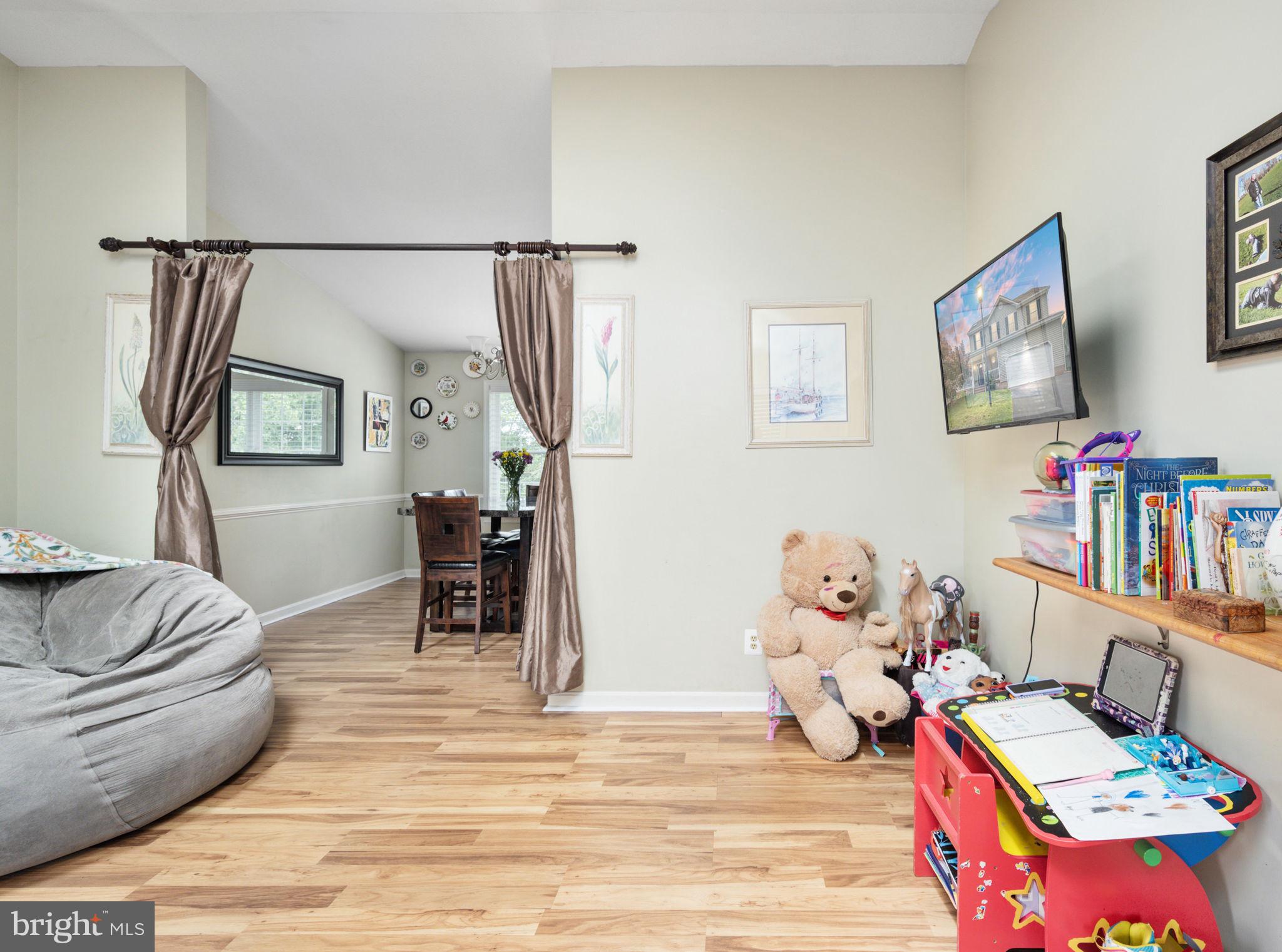 ASHLEIGH PARK - Residential