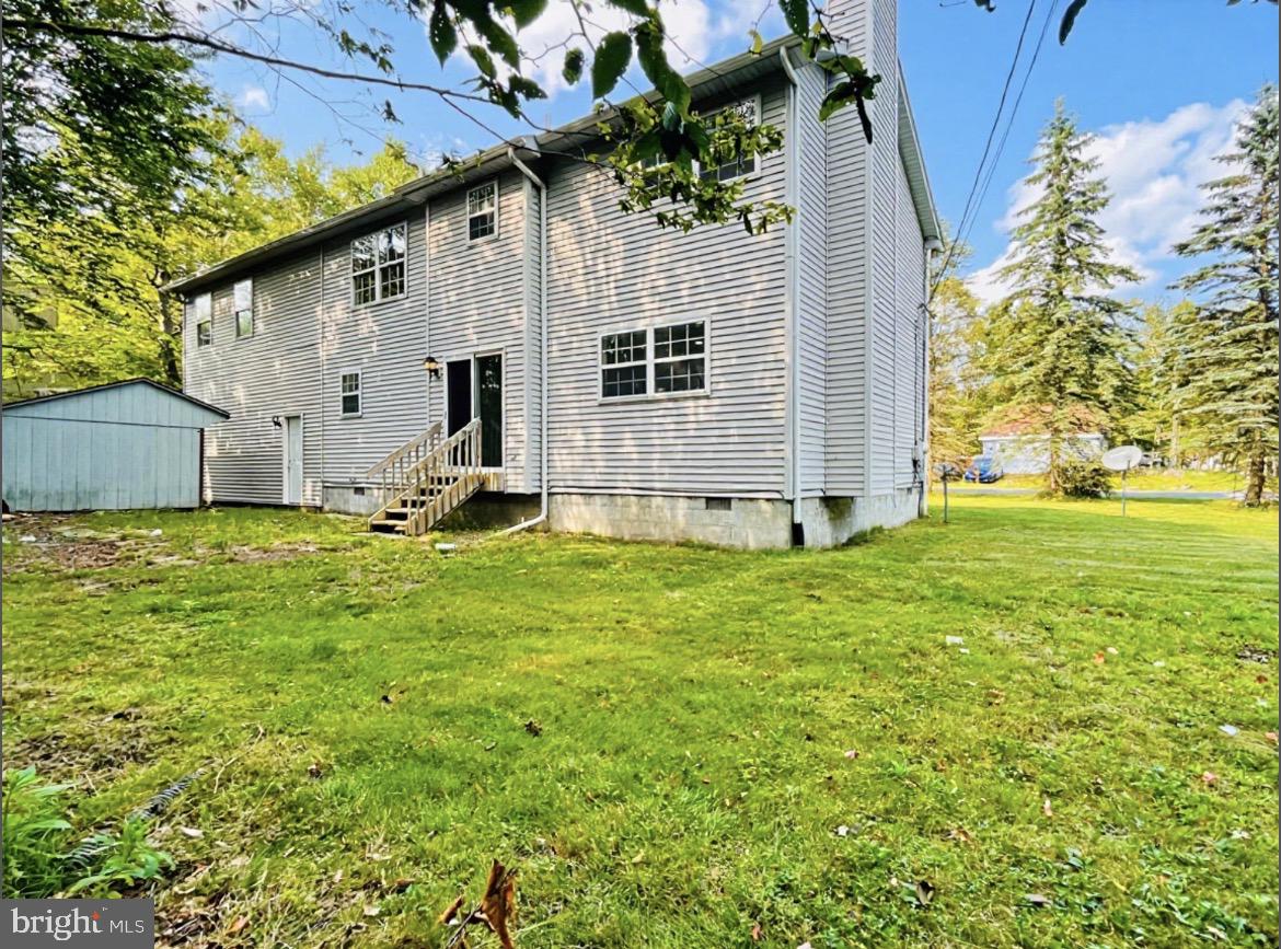 1226 COUNTRY PLACE DRIVE