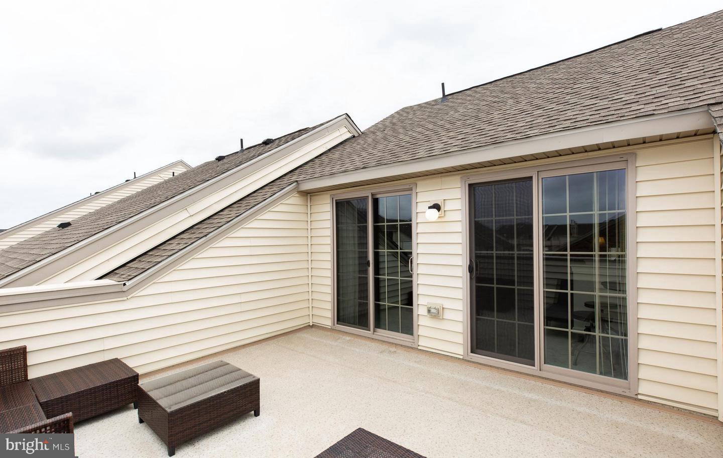 MOOREFIELD STATION - Residential Lease