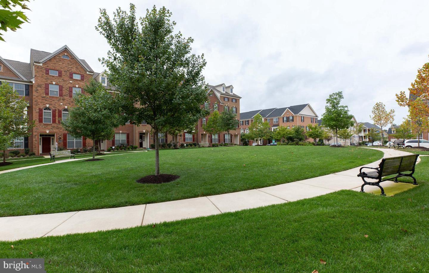 MOOREFIELD STATION - Residential Lease