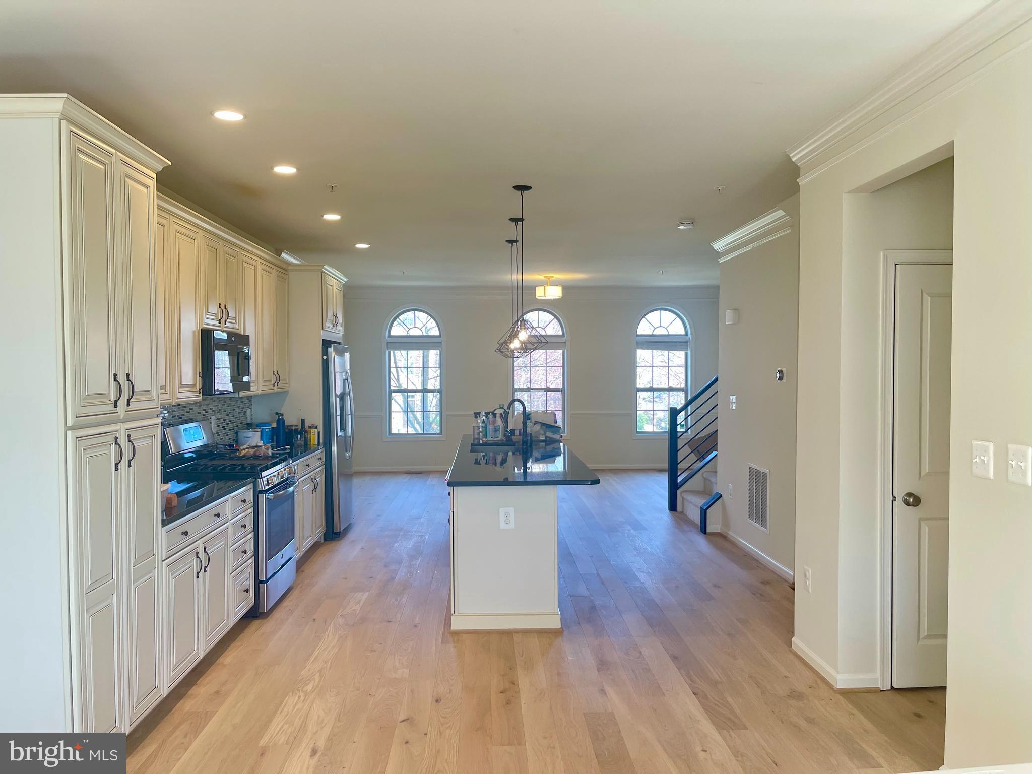 MOOREFIELD STATION - Residential Lease