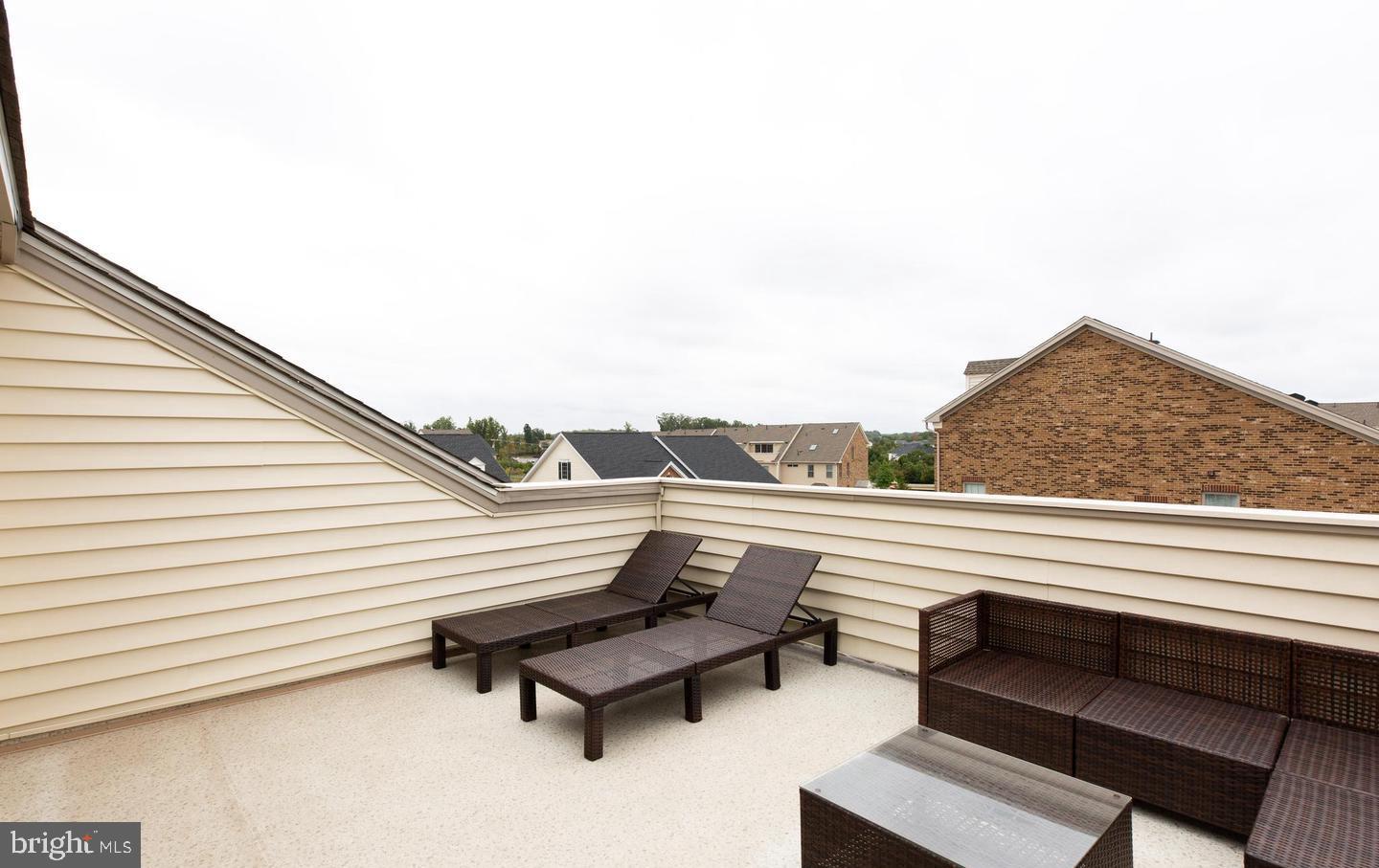 MOOREFIELD STATION - Residential Lease