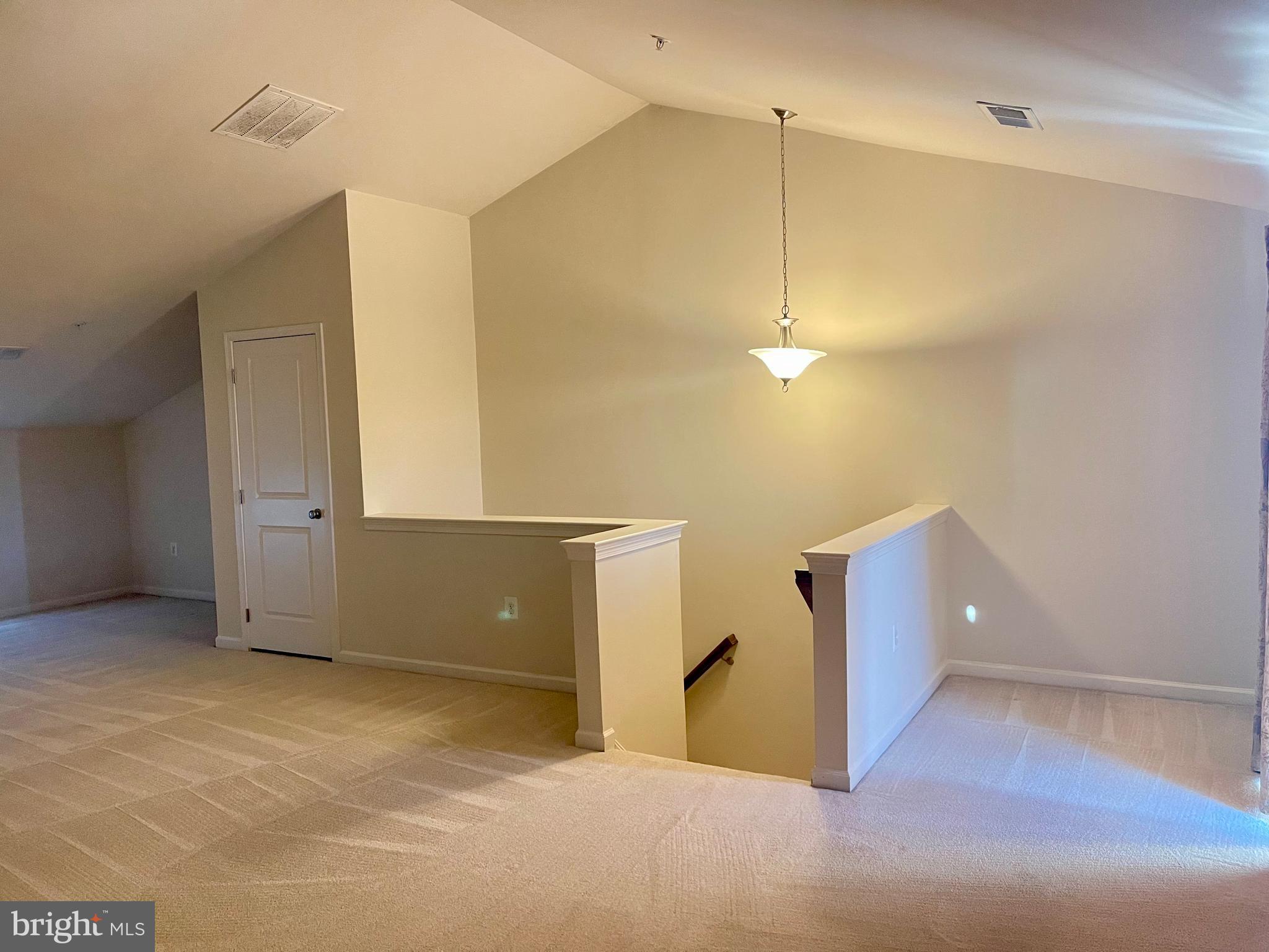 MOOREFIELD STATION - Residential Lease