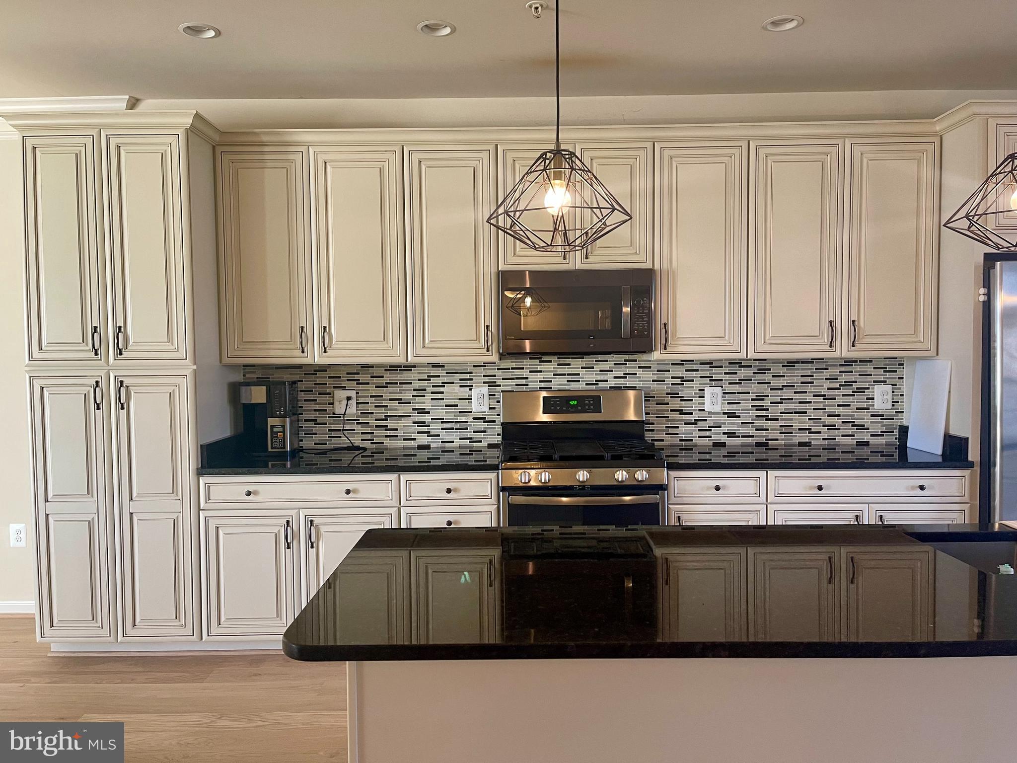 MOOREFIELD STATION - Residential Lease