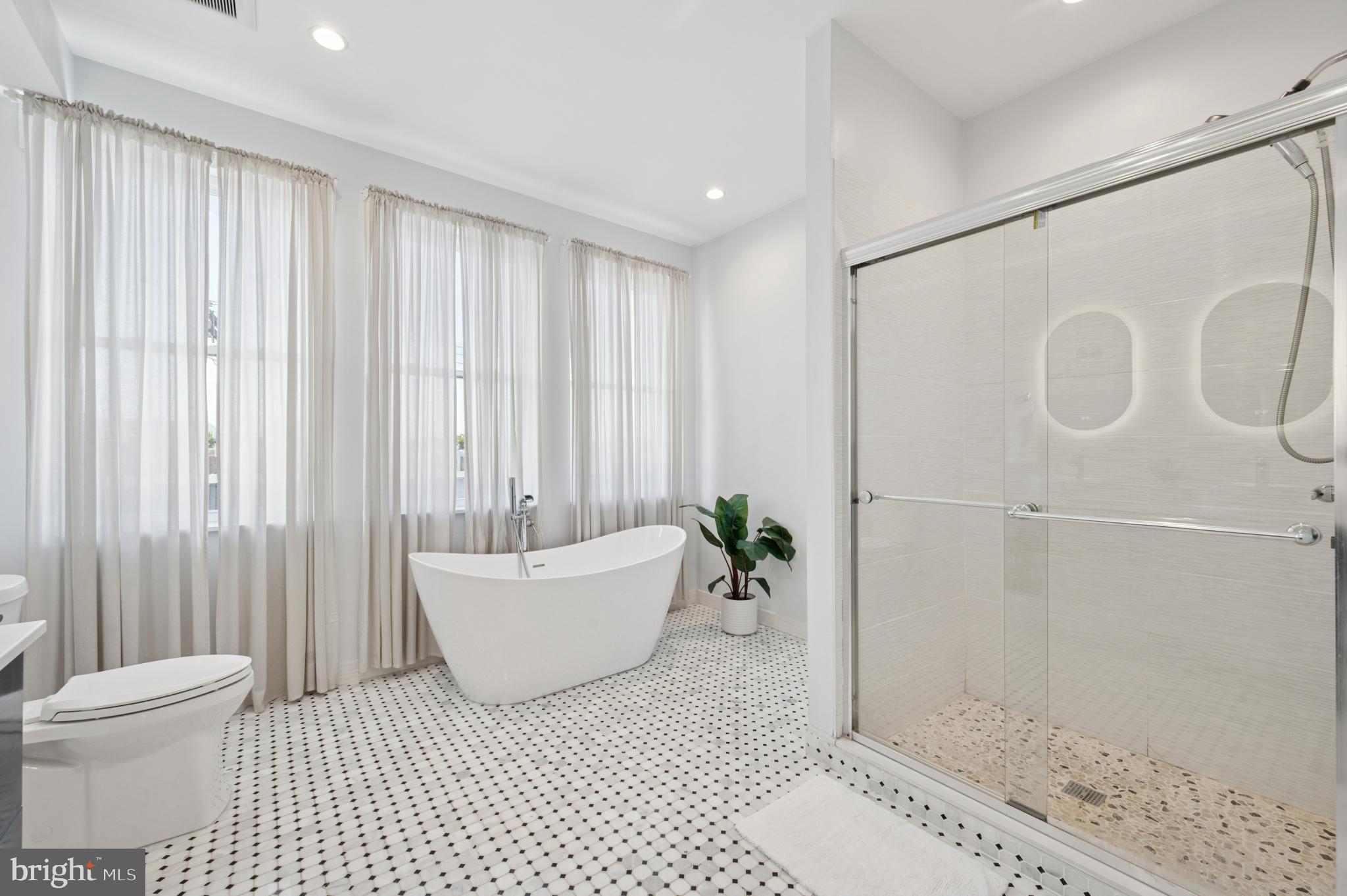 PORT RICHMOND - Residential