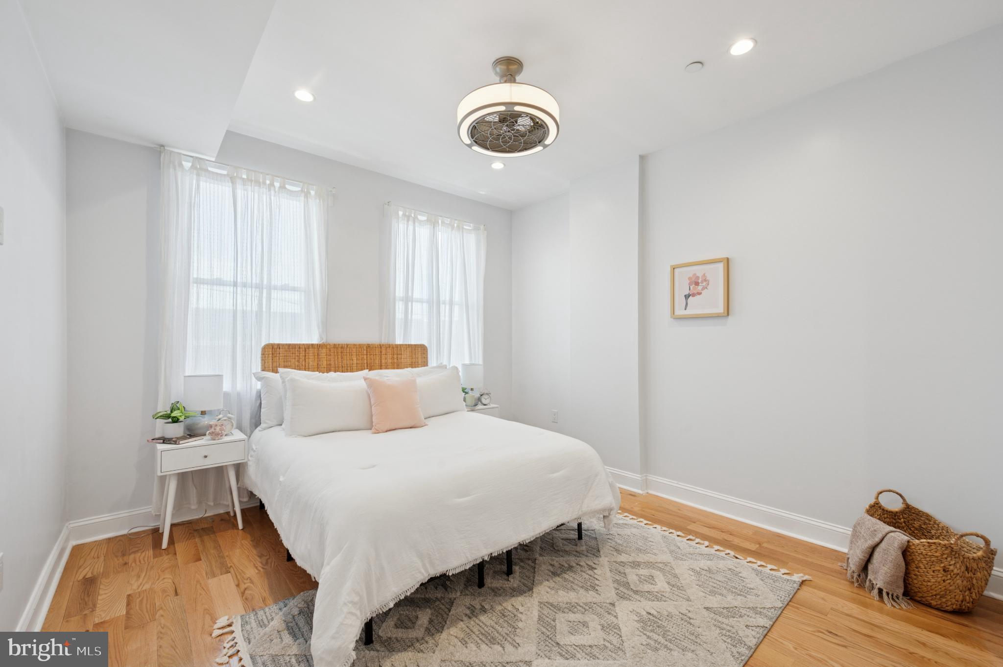 PORT RICHMOND - Residential