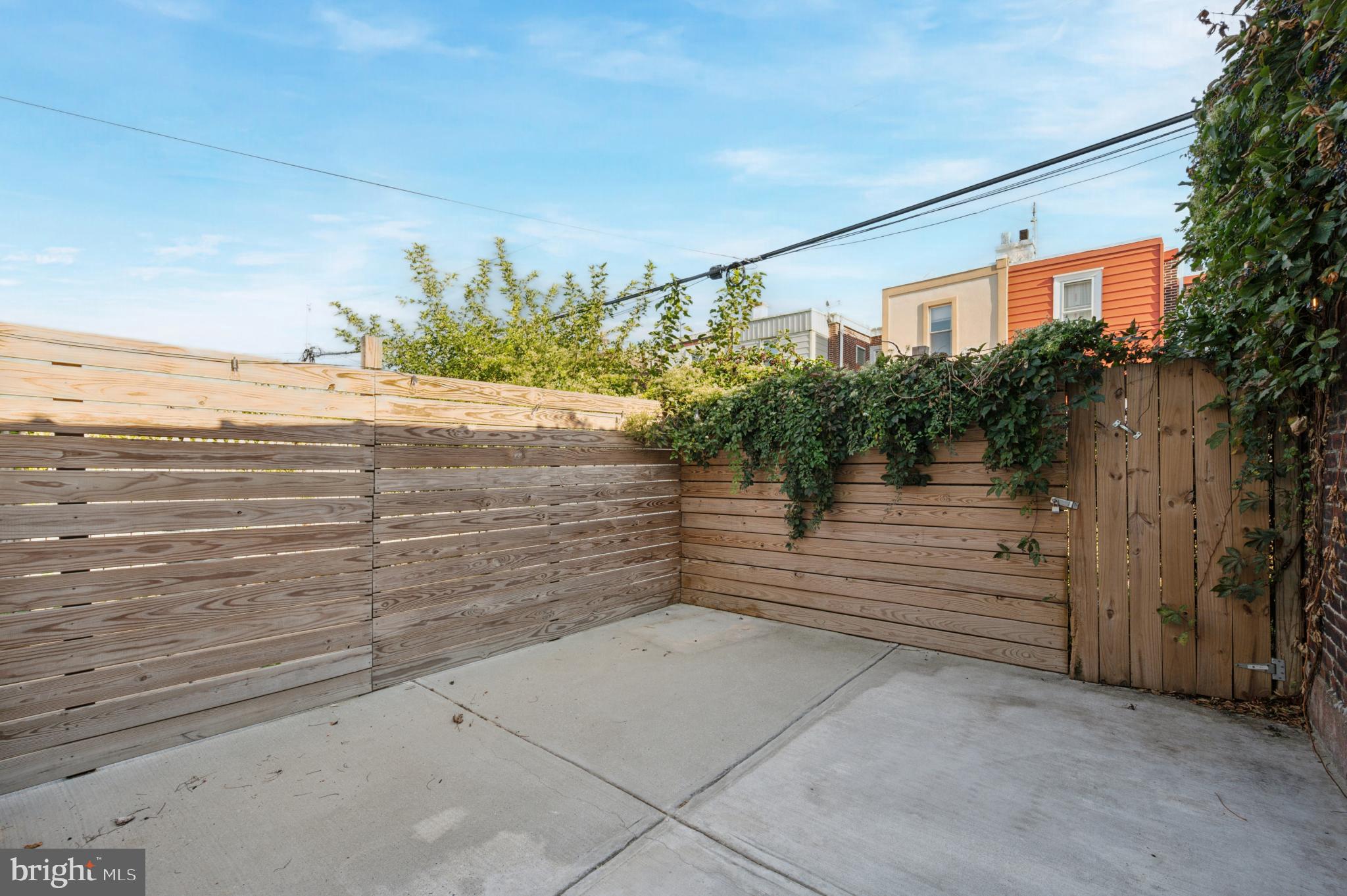 PORT RICHMOND - Residential