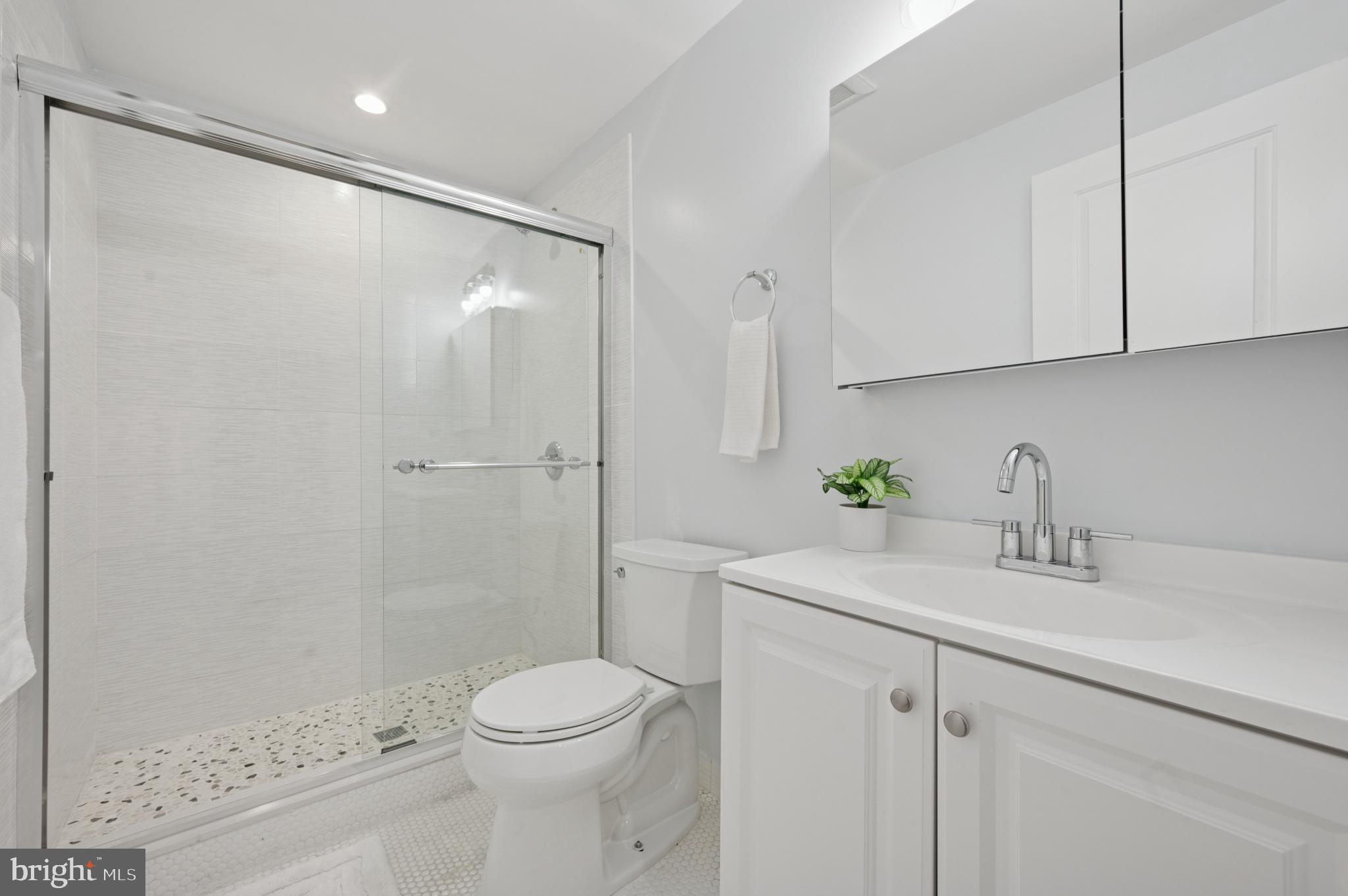 PORT RICHMOND - Residential