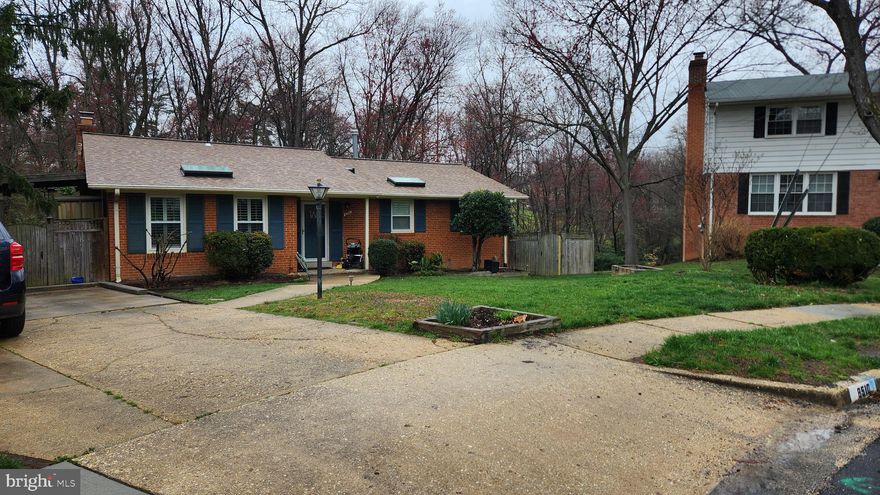 Great location for easy commuting, near Springfield metro & mall. Perfect rental home with hardwood flooring, updated kitchen and baths, screened porch. The basement features a rec room with fireplace, storage room and laundry.