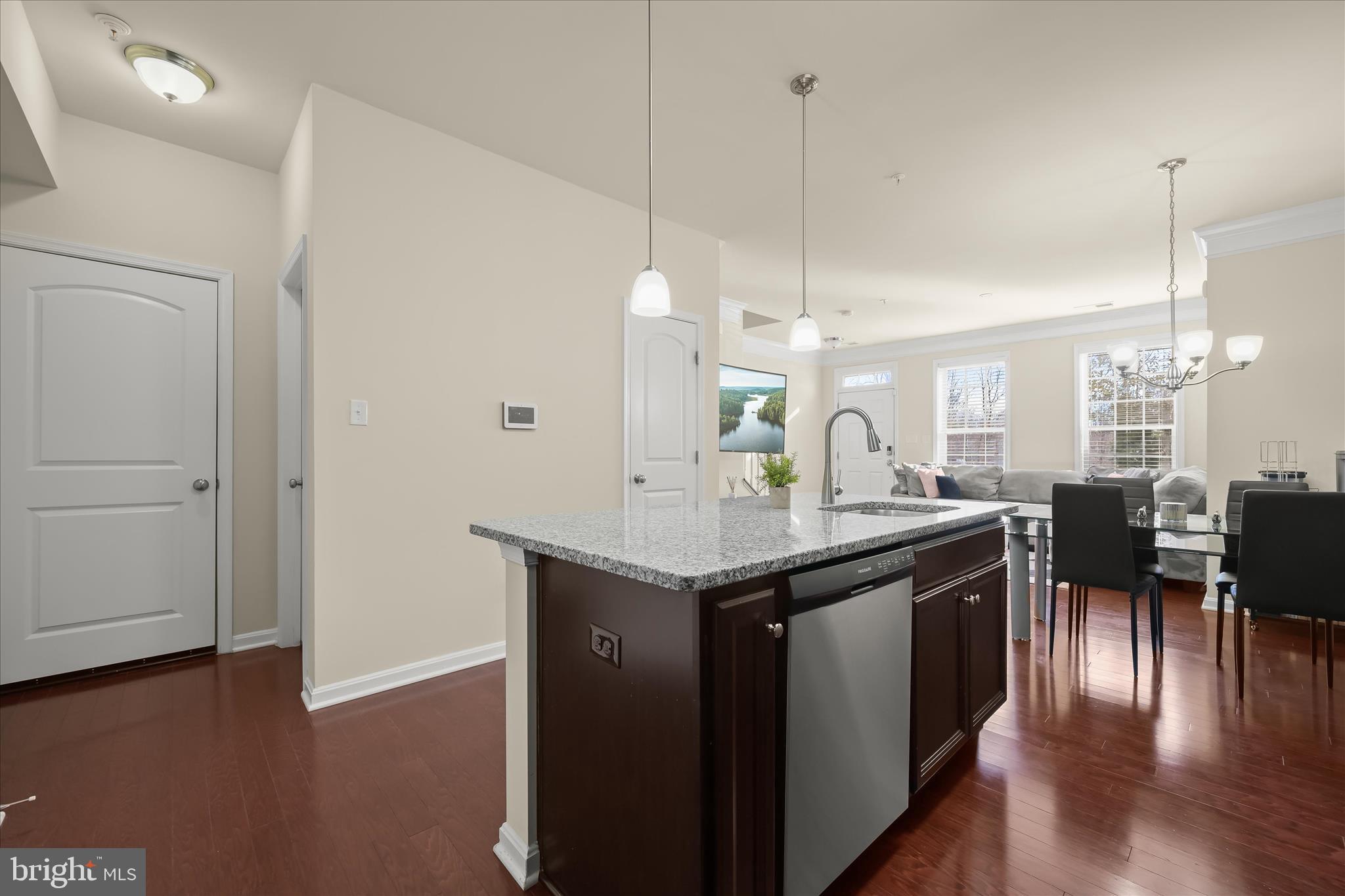 WOODMORE TOWNE CENTRE - Residential