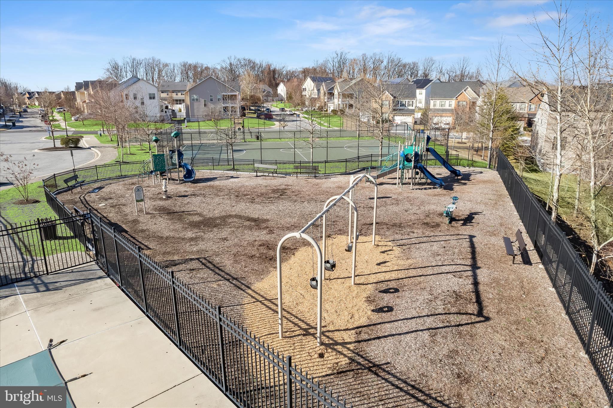 WOODMORE TOWNE CENTRE - Residential