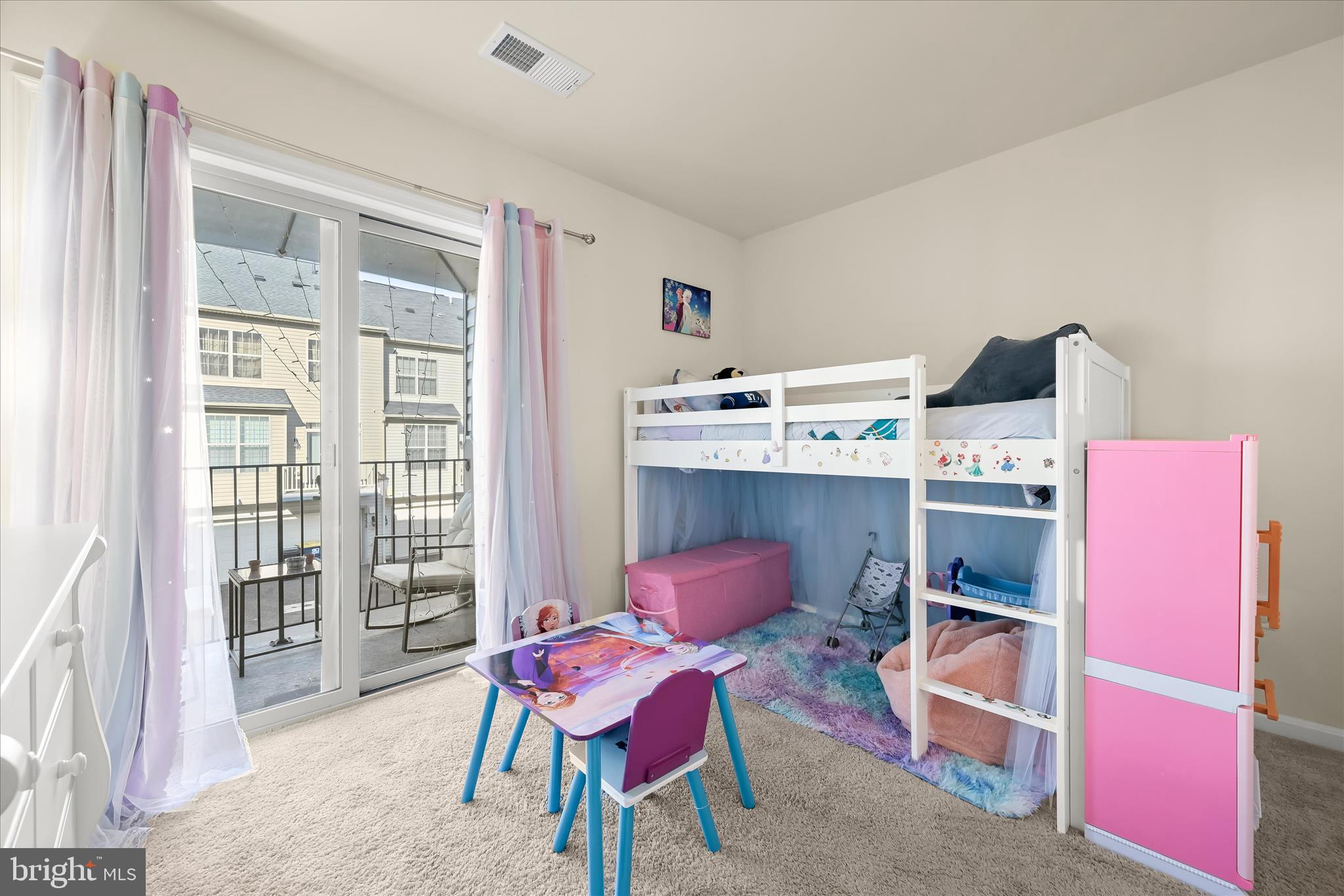 WOODMORE TOWNE CENTRE - Residential