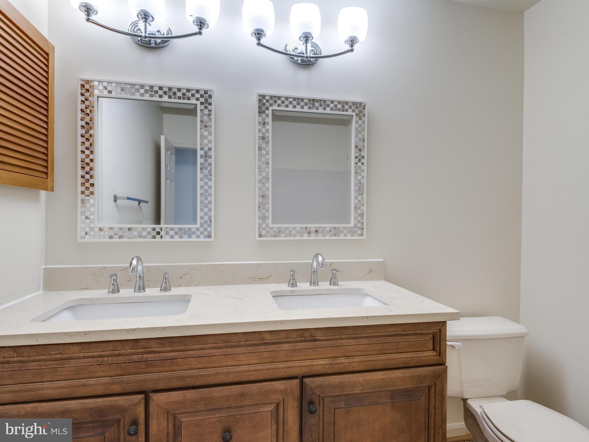 ASHBURN FARM - Residential