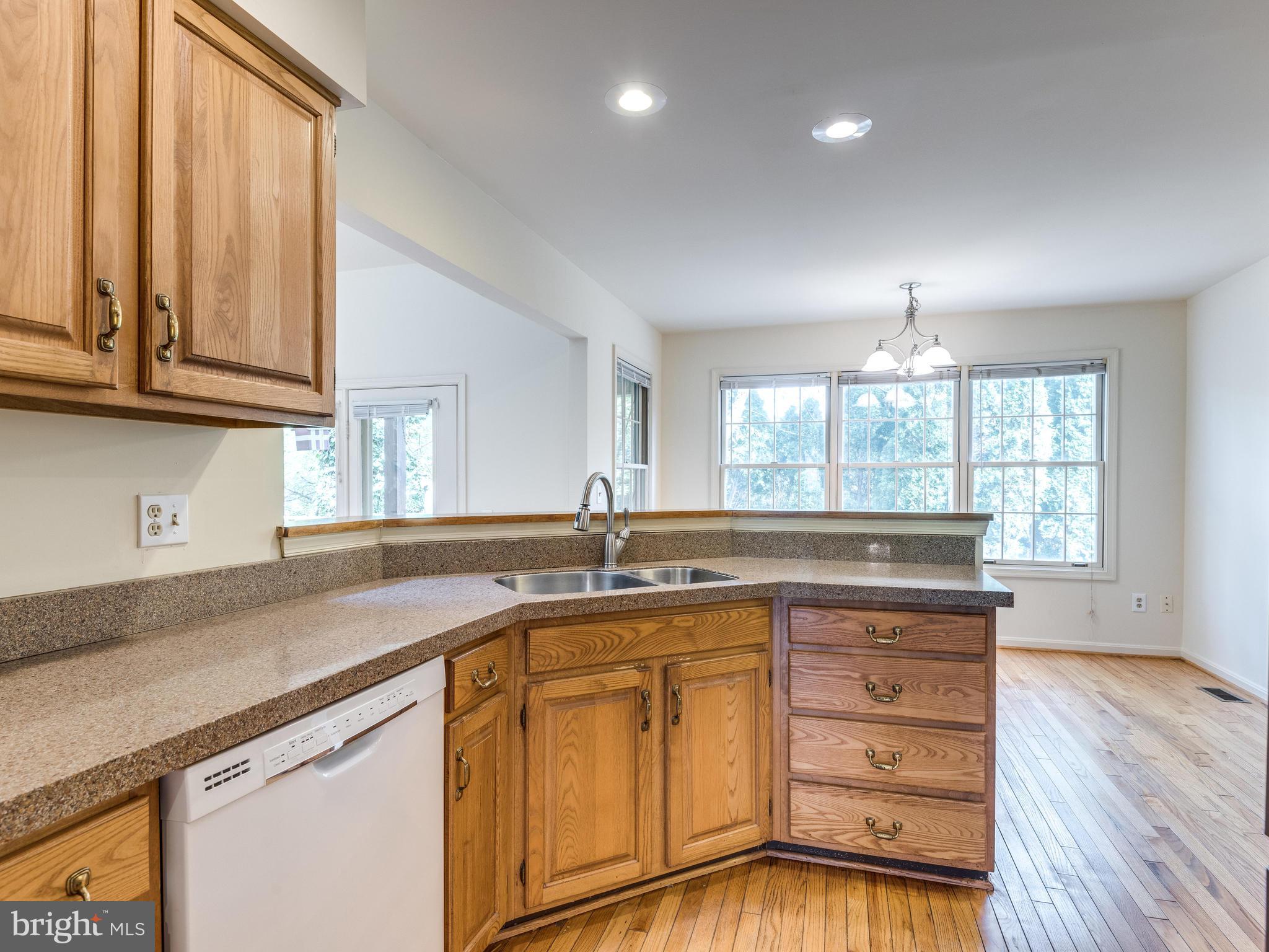 ASHBURN FARM - Residential