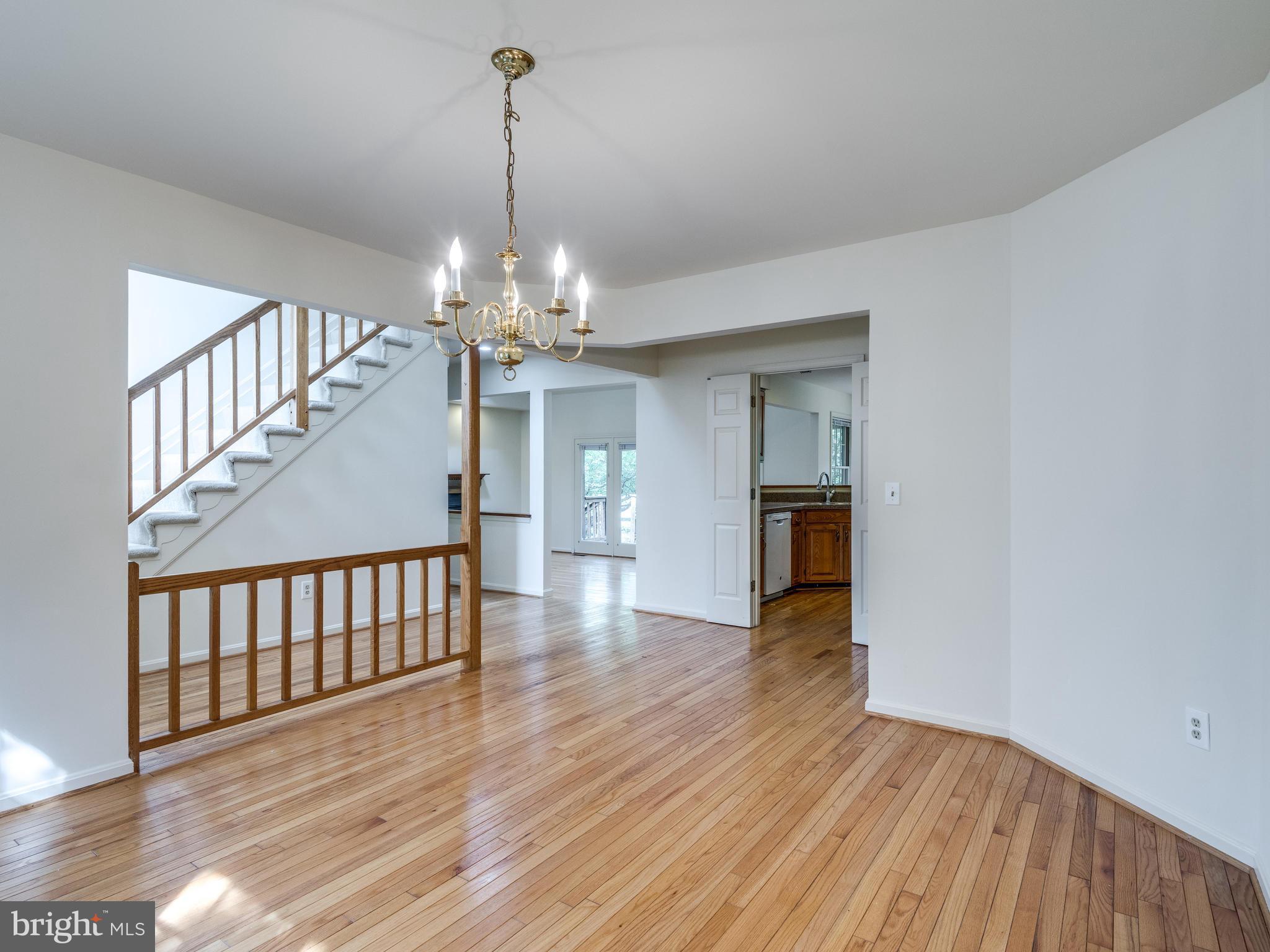 ASHBURN FARM - Residential