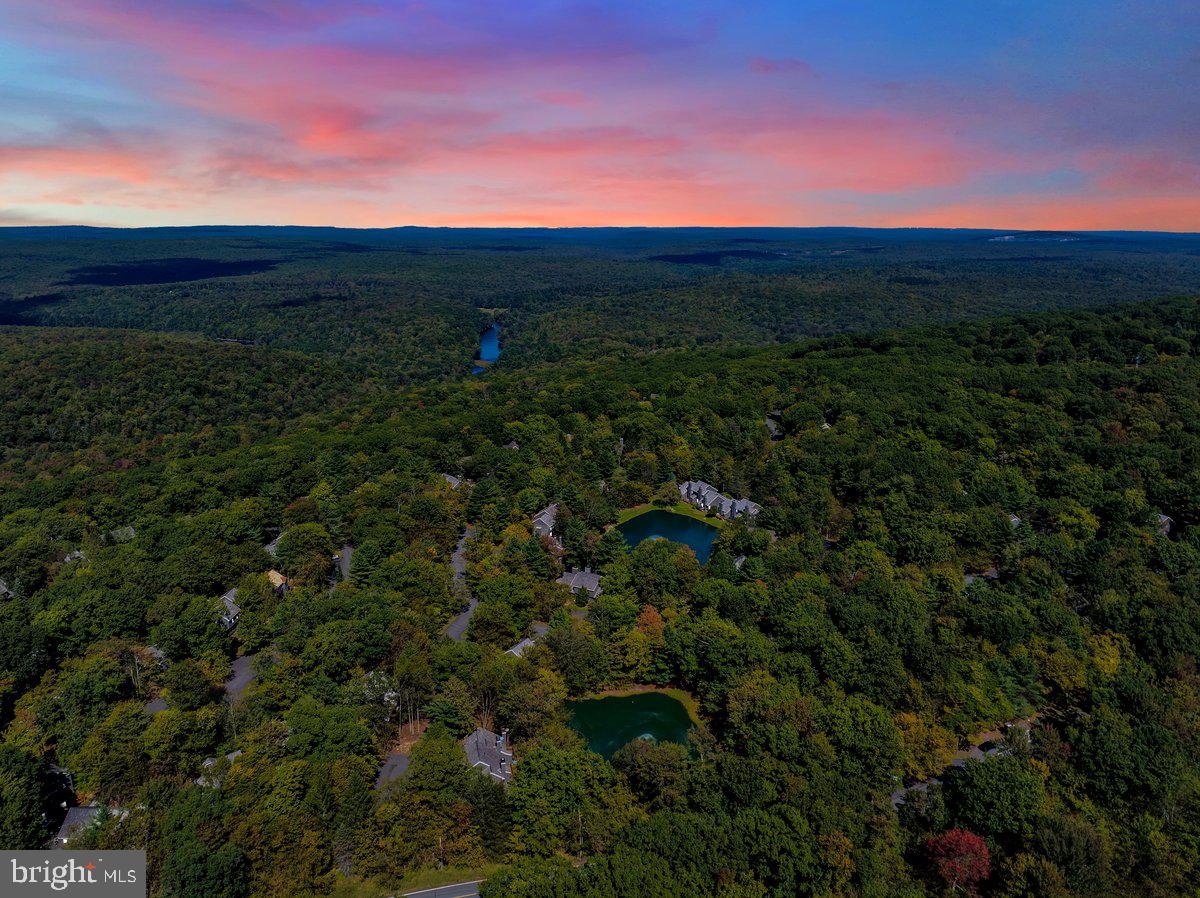 SNOW RIDGE VILLAGE - Residential