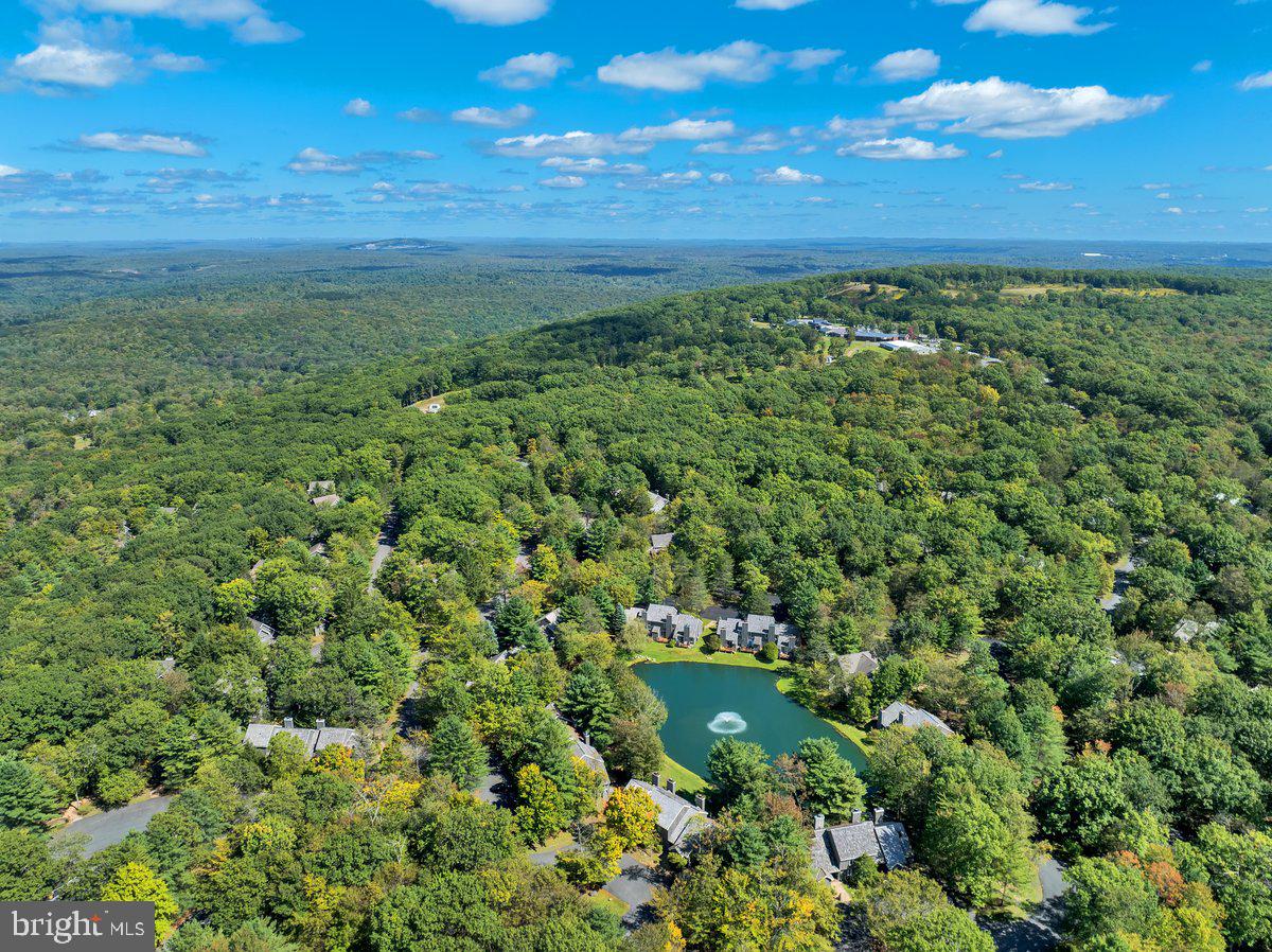 SNOW RIDGE VILLAGE - Residential