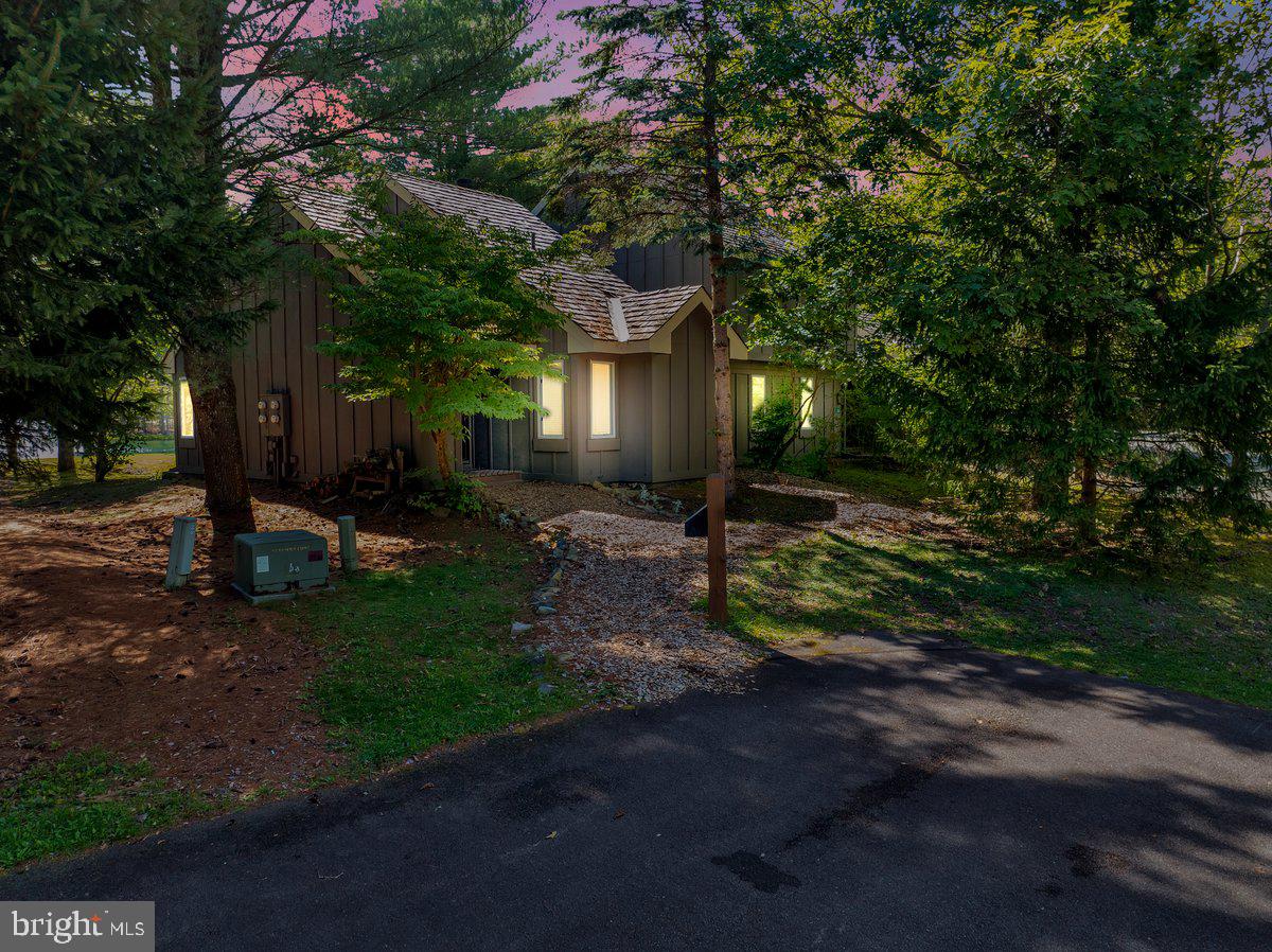 SNOW RIDGE VILLAGE - Residential