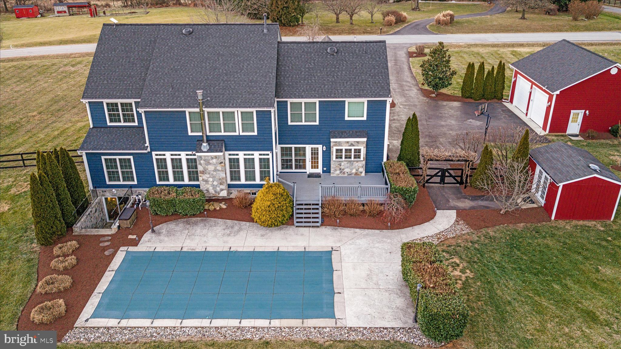 WINDING CREEK - Residential