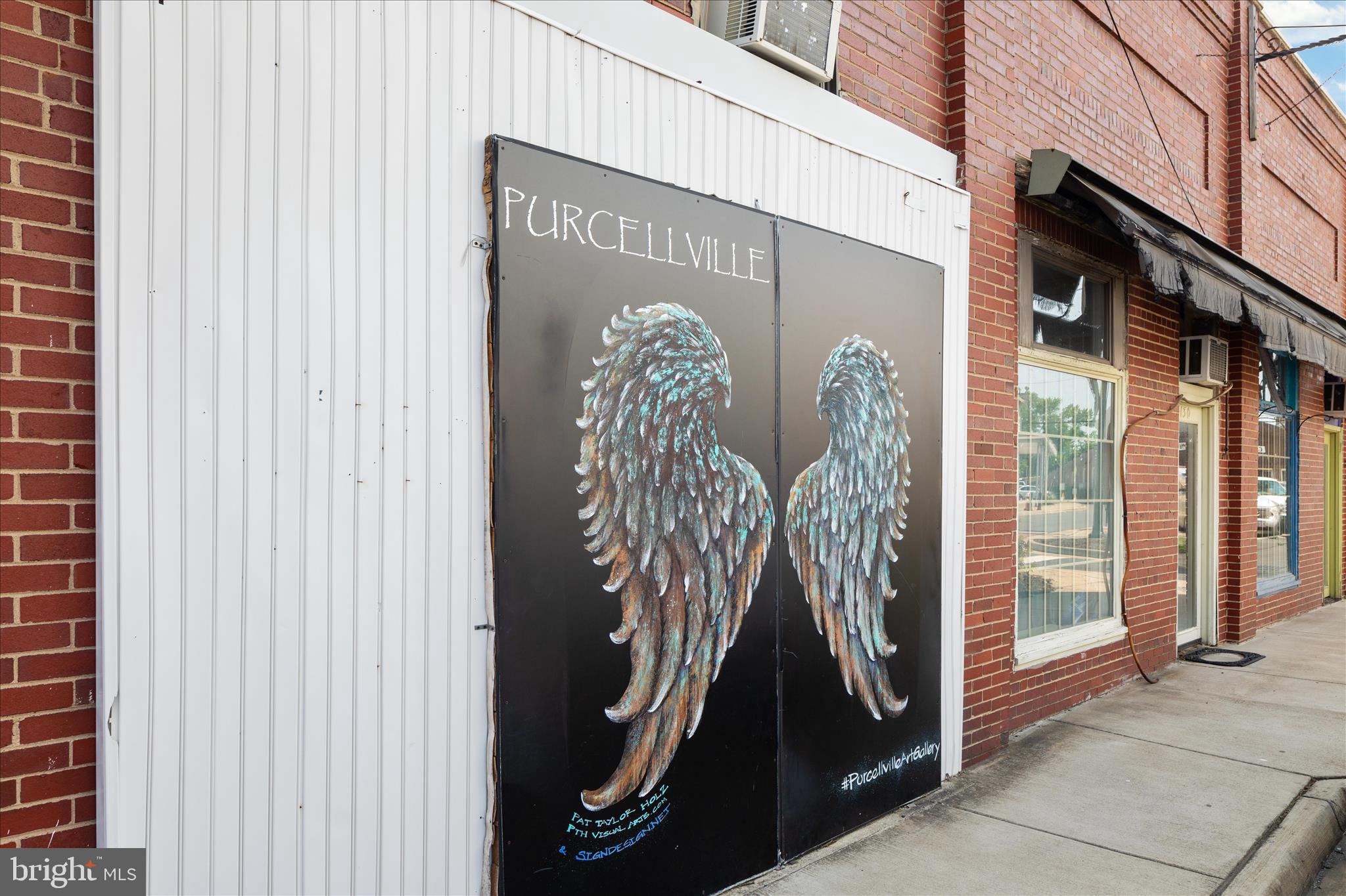 WINDING CREEK - Residential