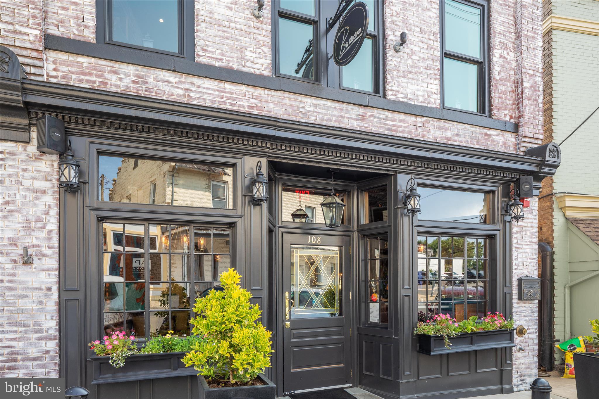 WINDING CREEK - Residential