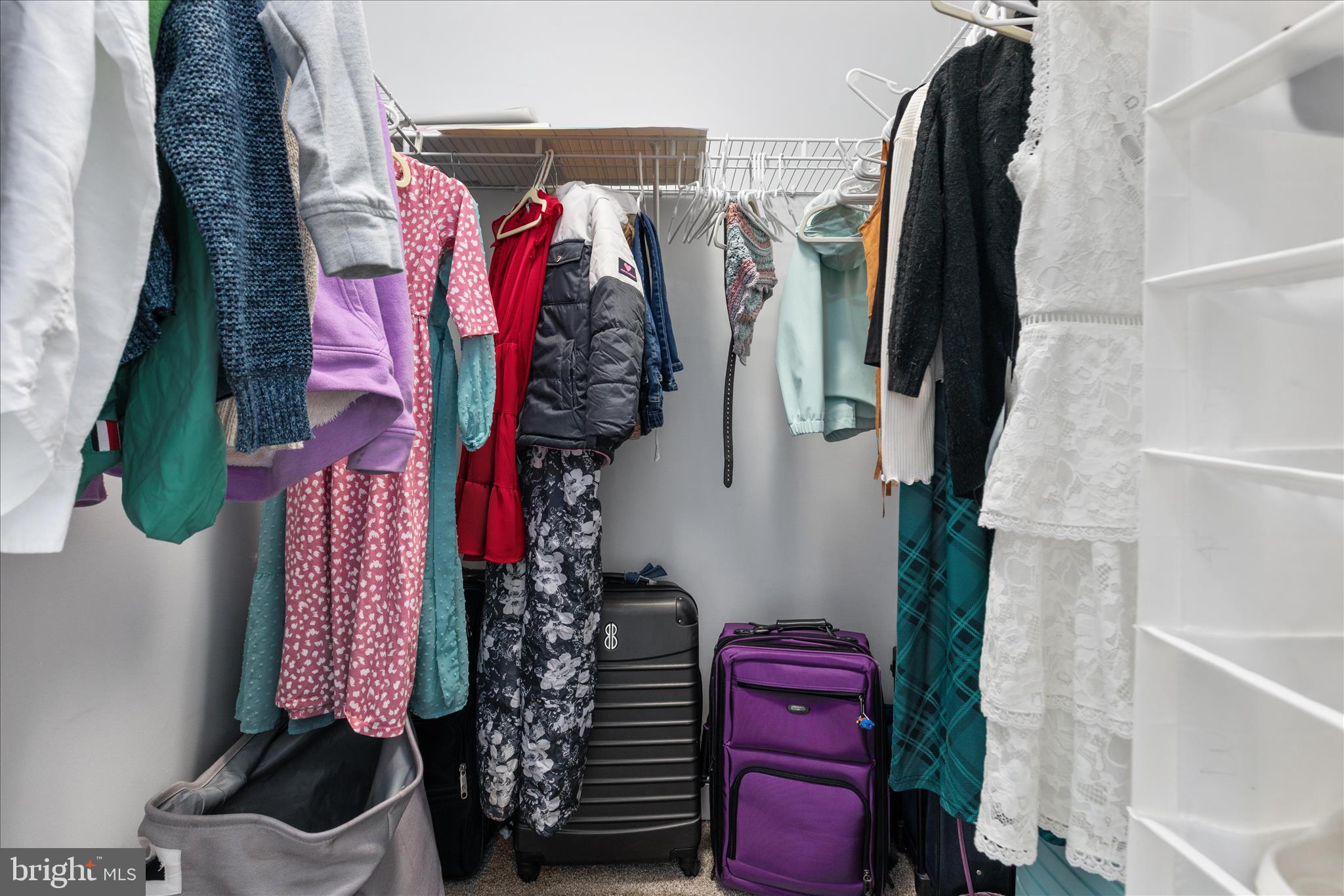 WINDING CREEK - Residential