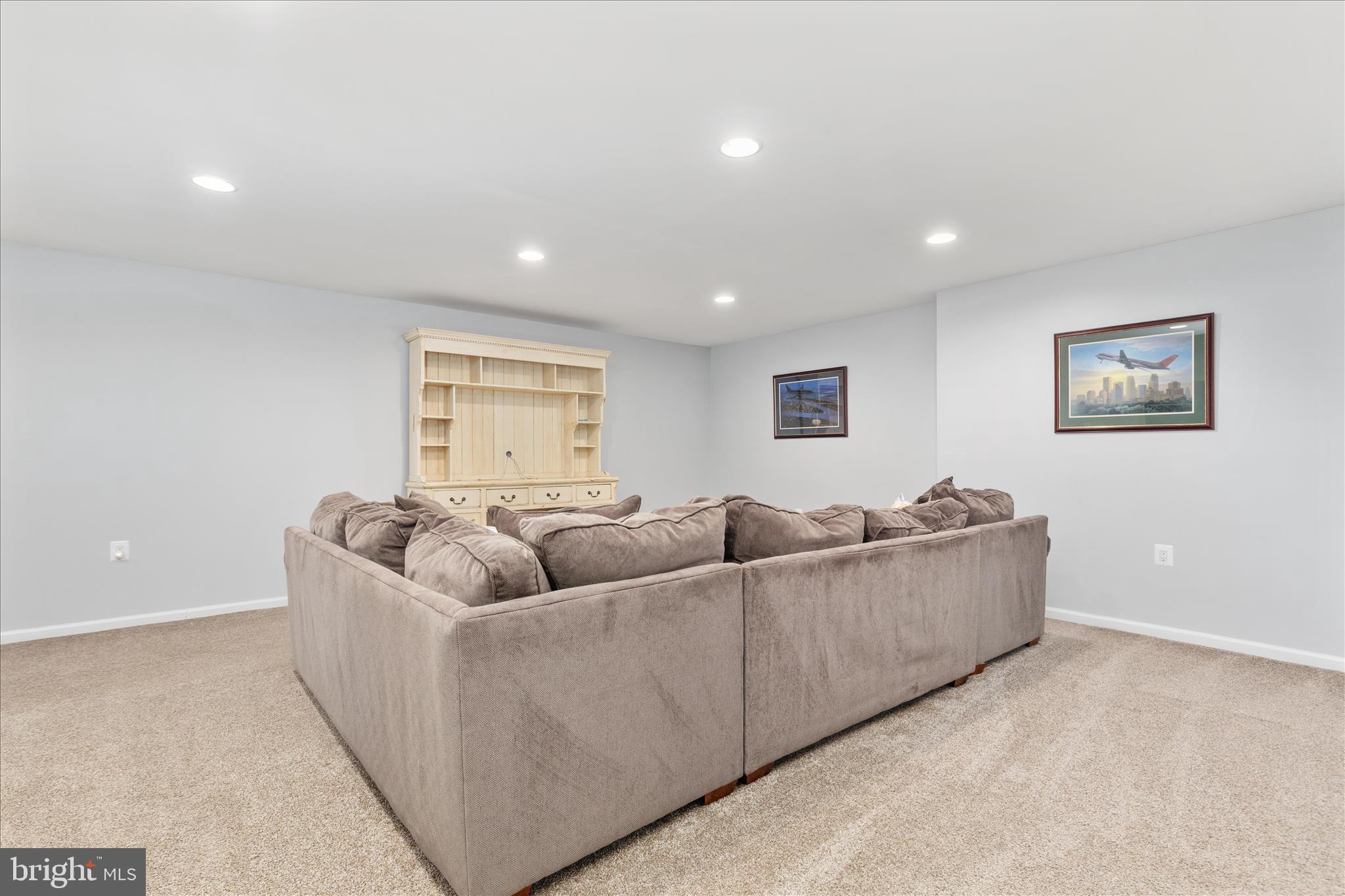 WINDING CREEK - Residential