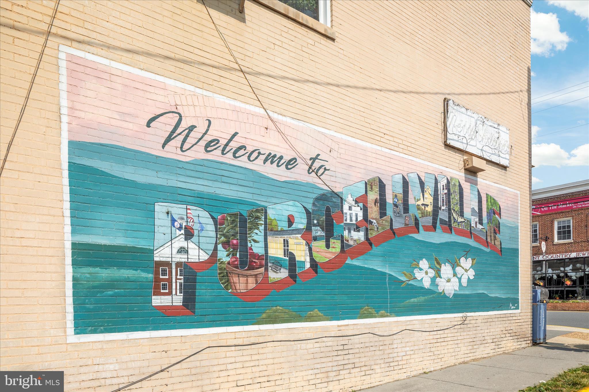 WINDING CREEK - Residential