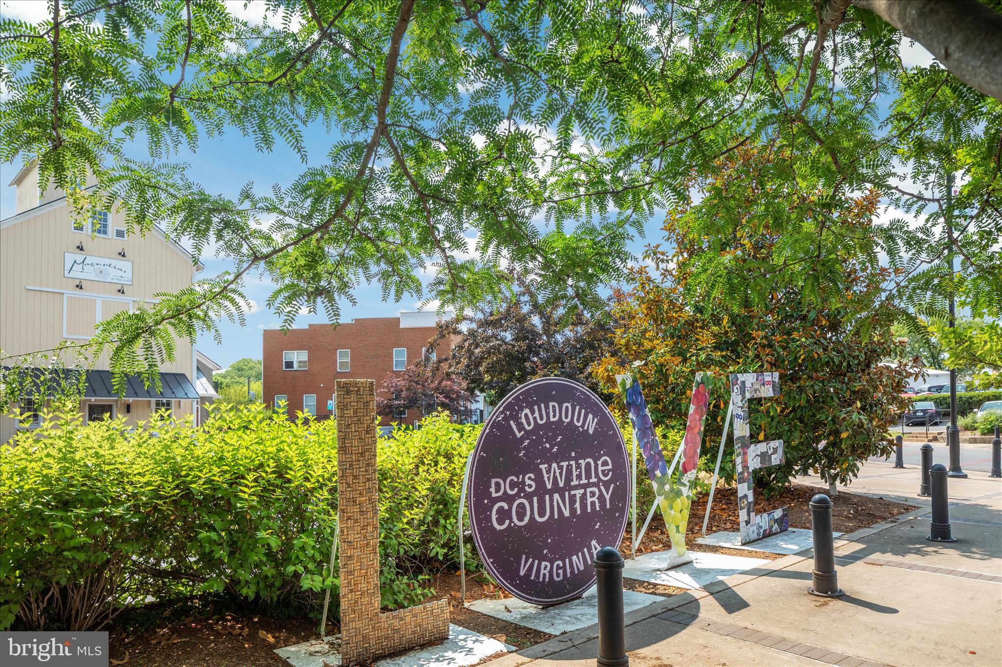 WINDING CREEK - Residential