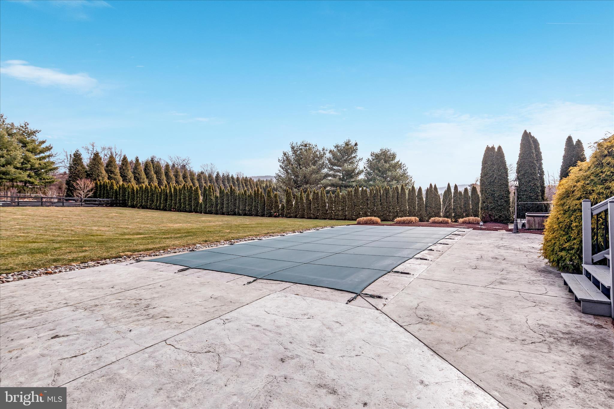 WINDING CREEK - Residential