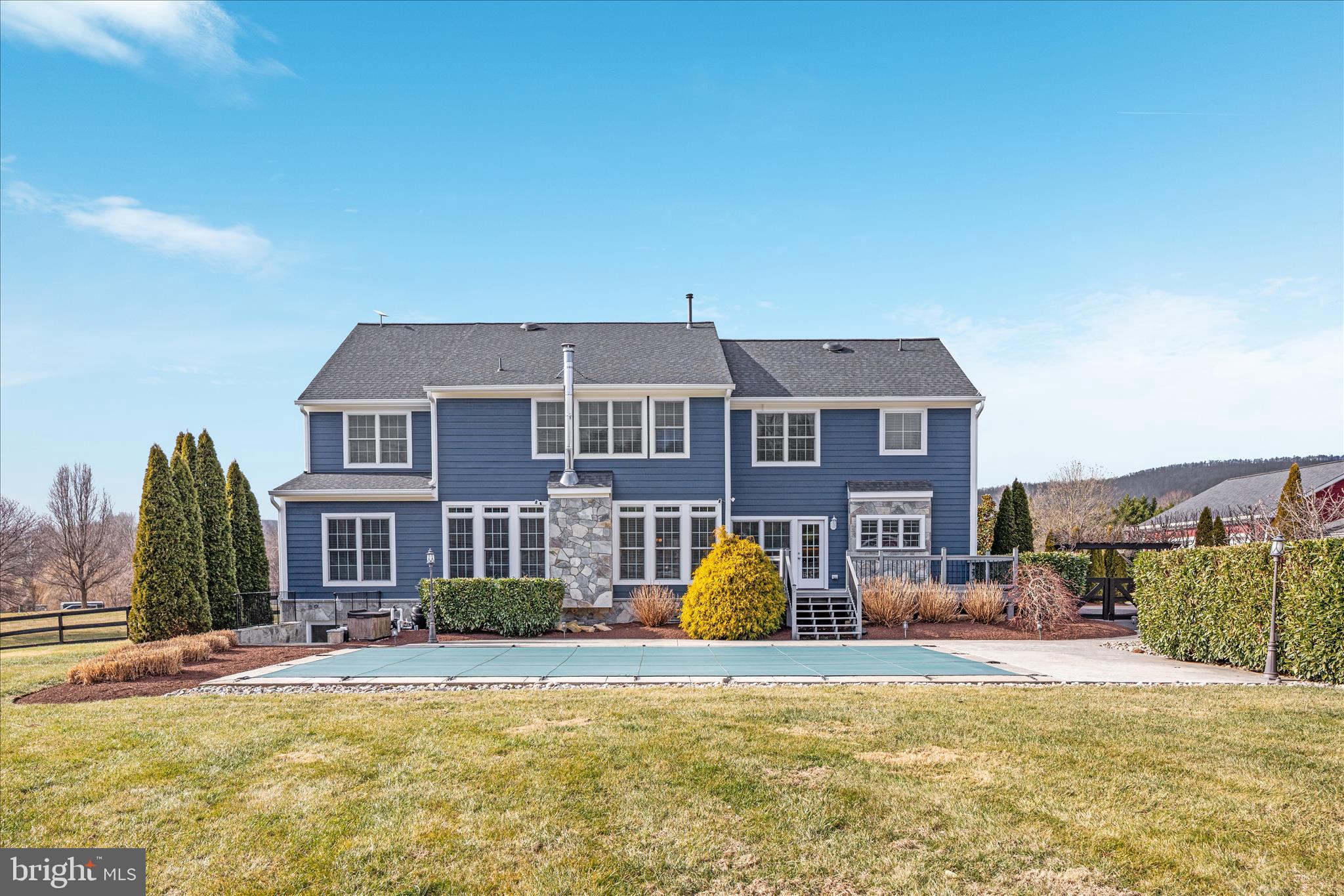 WINDING CREEK - Residential