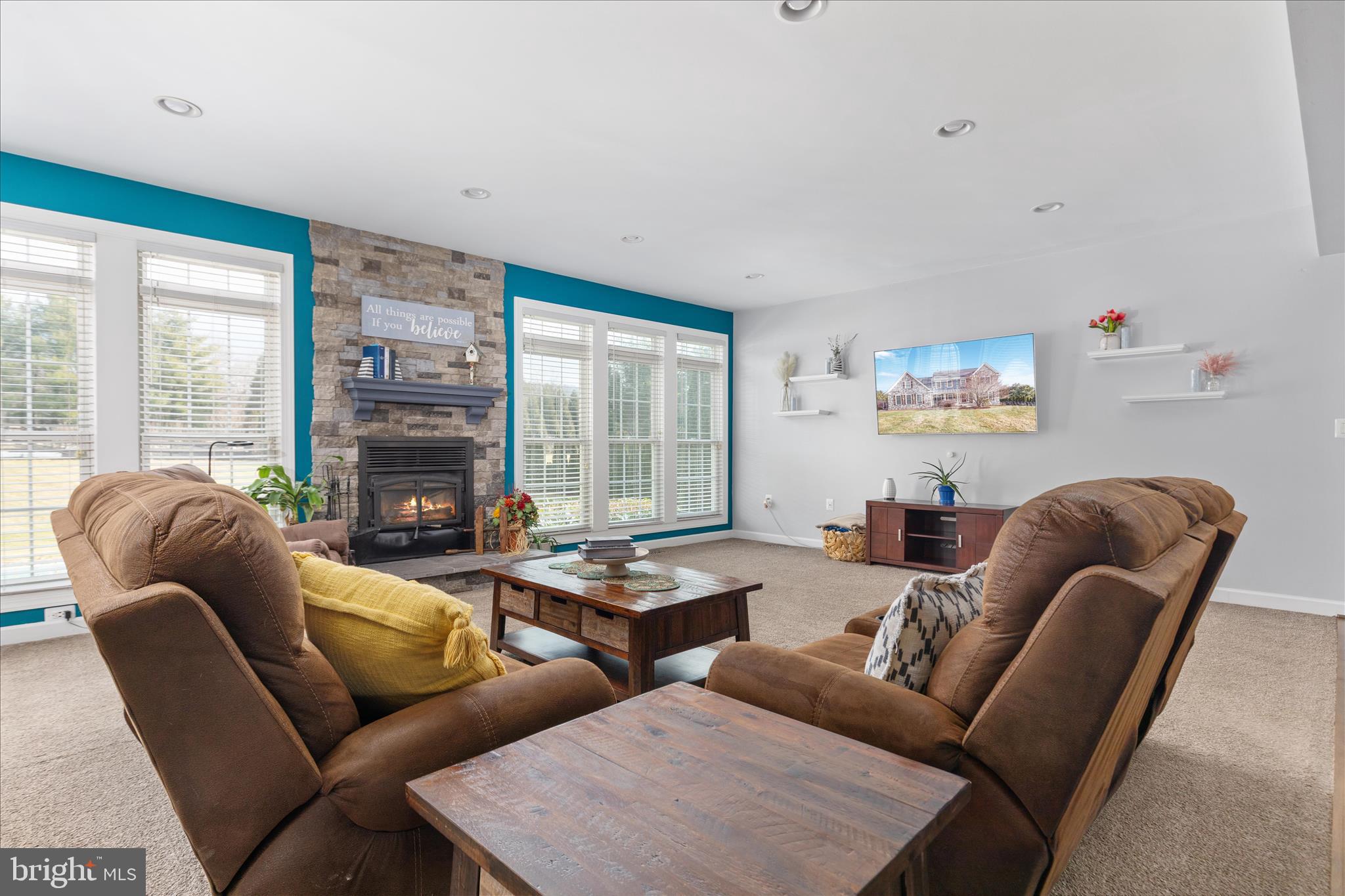 WINDING CREEK - Residential