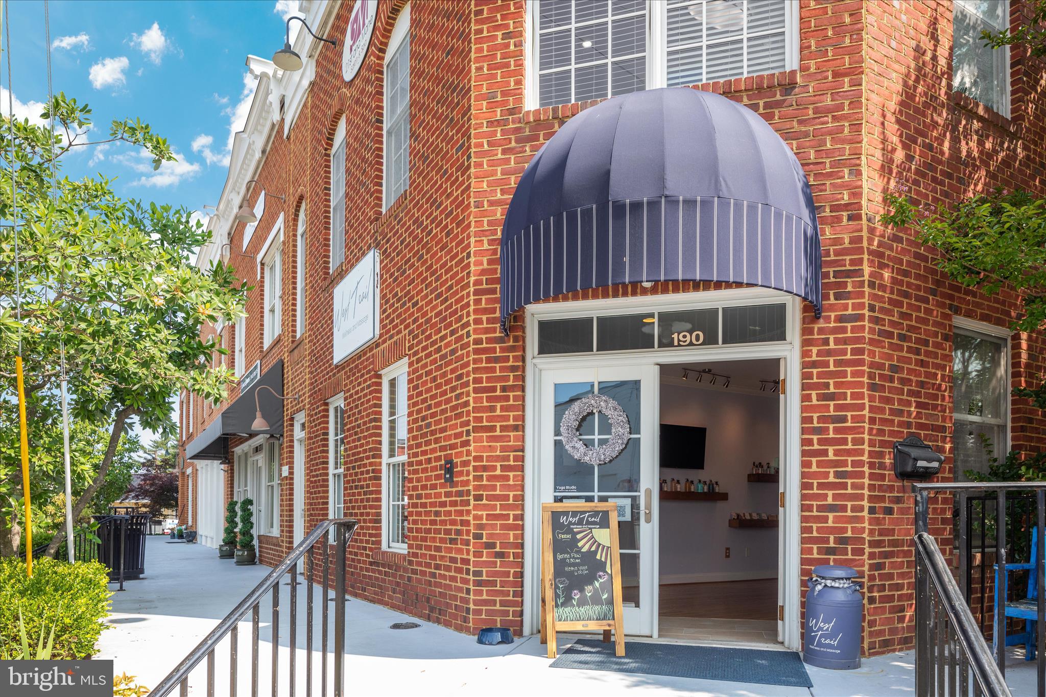 WINDING CREEK - Residential