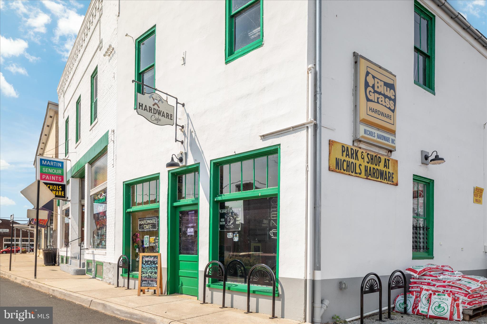 WINDING CREEK - Residential