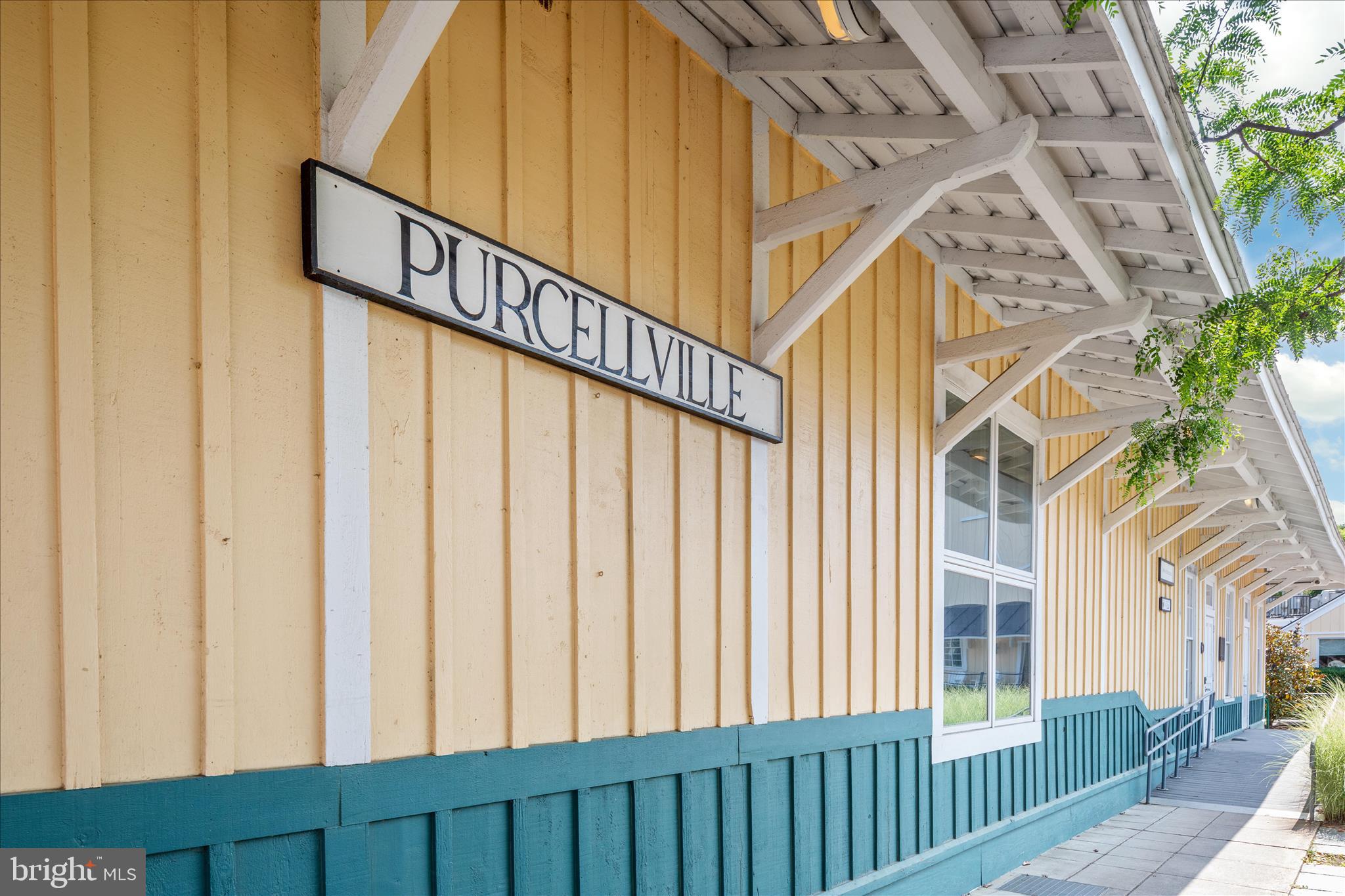 WINDING CREEK - Residential