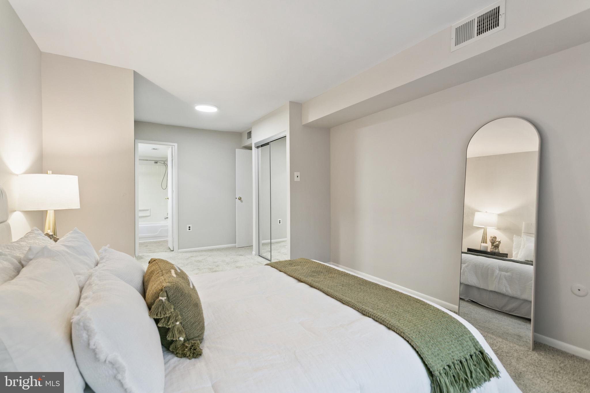 PAINTERS CROSSING - Residential