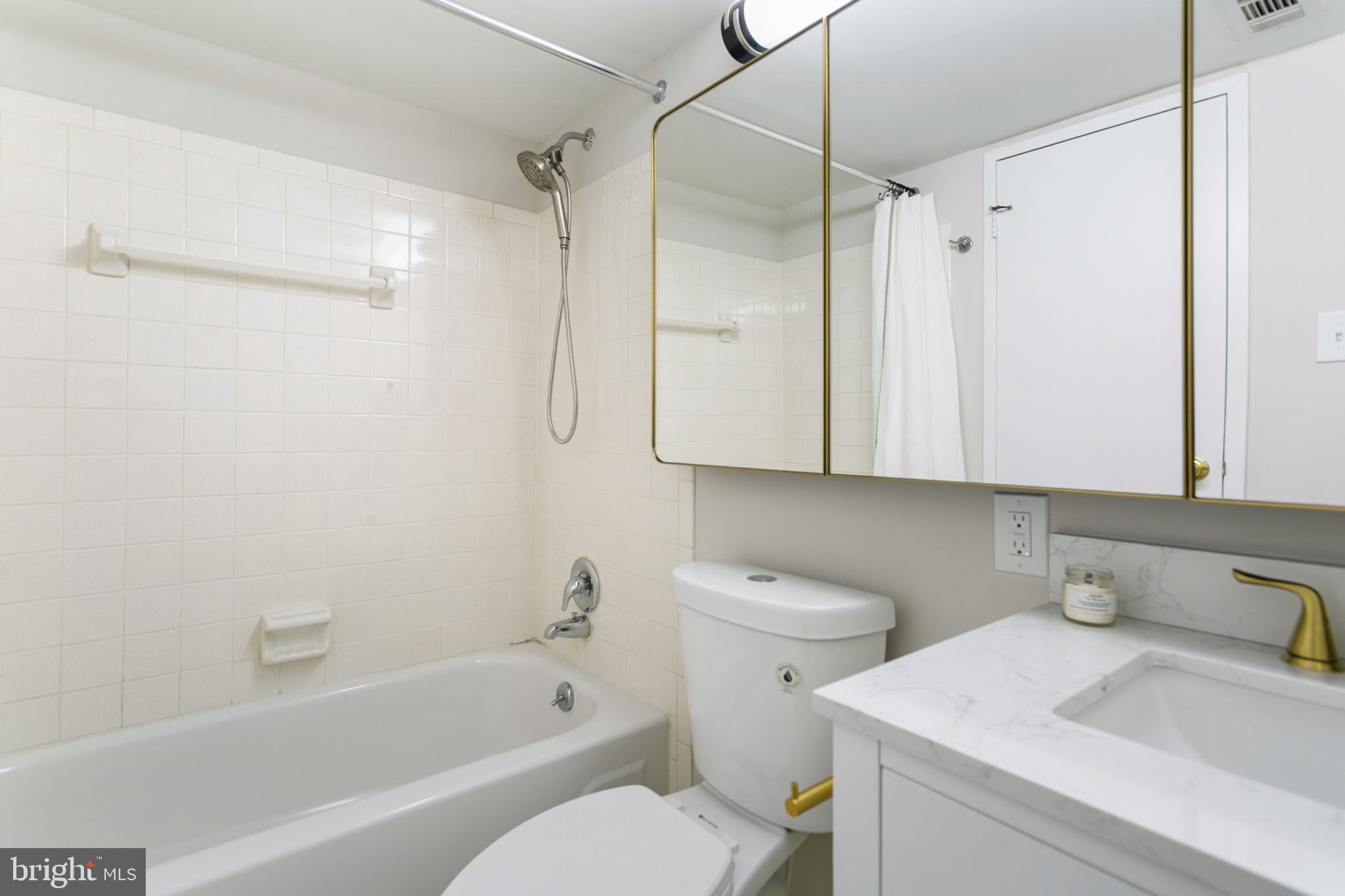 PAINTERS CROSSING - Residential