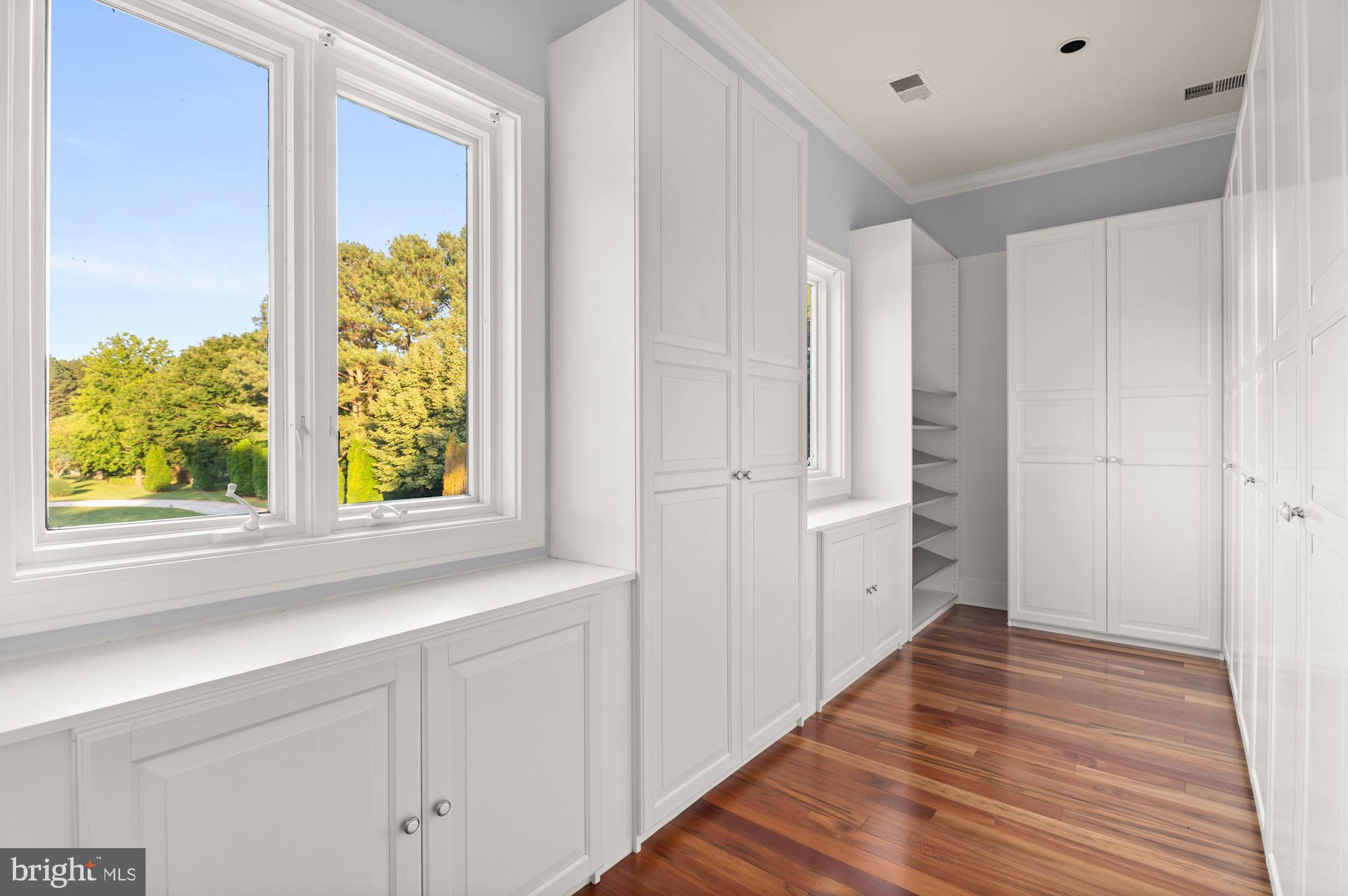 WATERFRONT - Residential